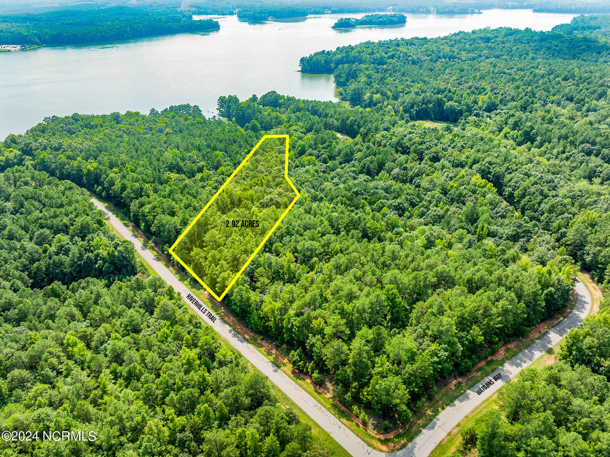 252 Riverhills Trail Property Photo 1