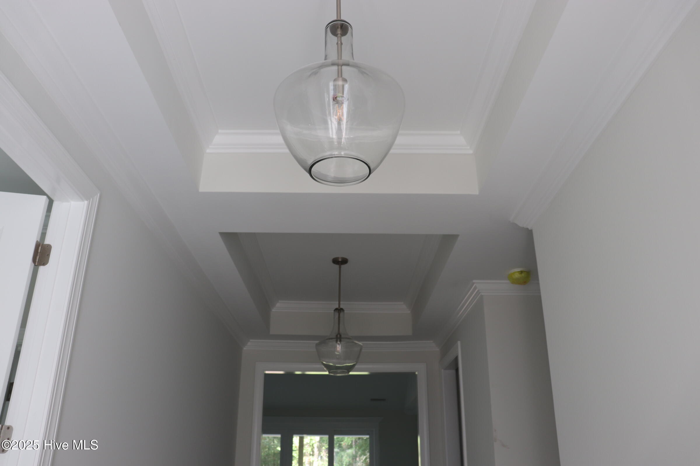 3407 Eagle Crest Drive Property Photo 4