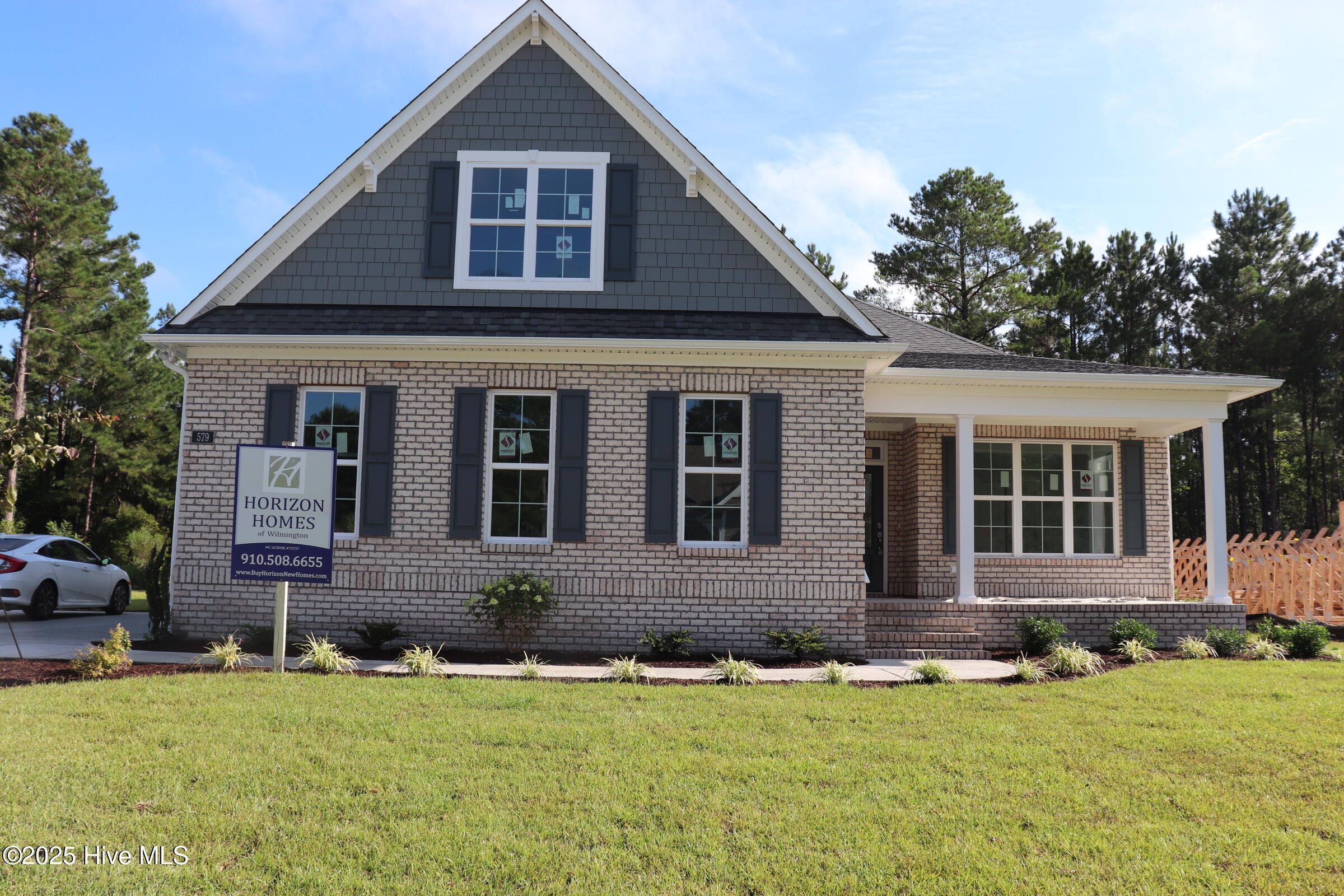 579 Stanwood Drive Property Photo 1