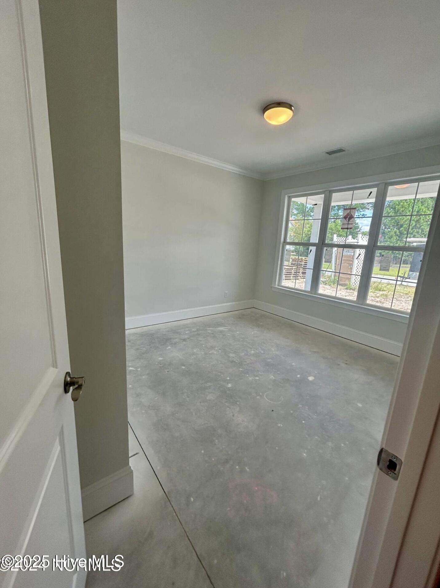 579 Stanwood Drive Property Photo 4