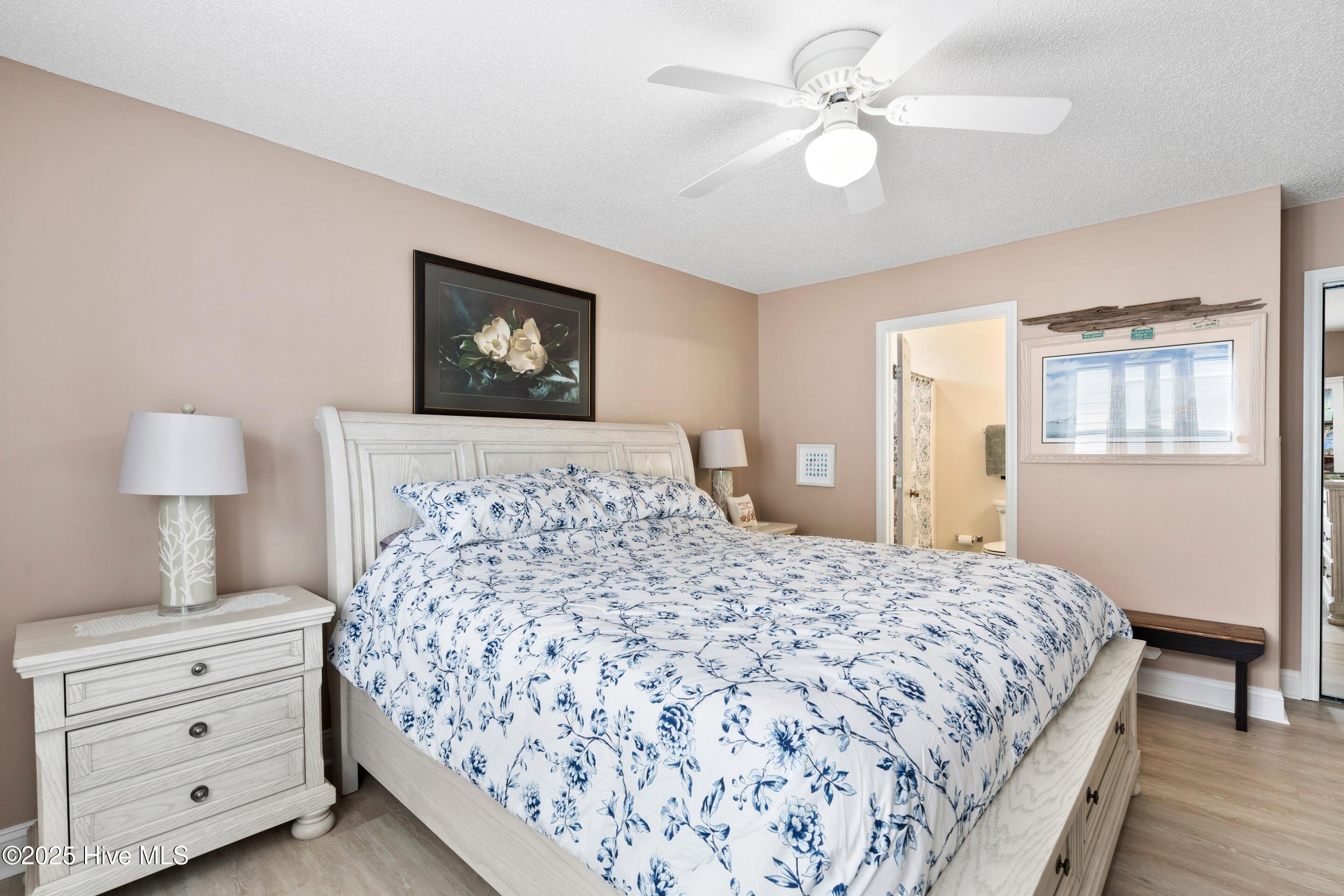 419 27th Street D Property Photo 27