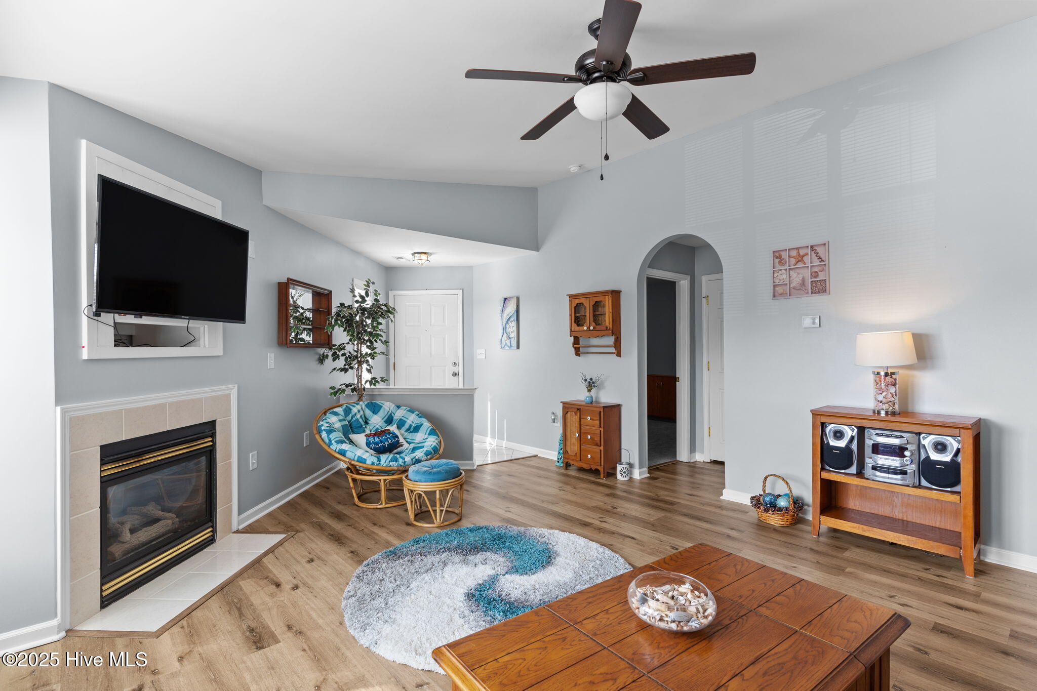 4130 Breezewood Drive Apt 204