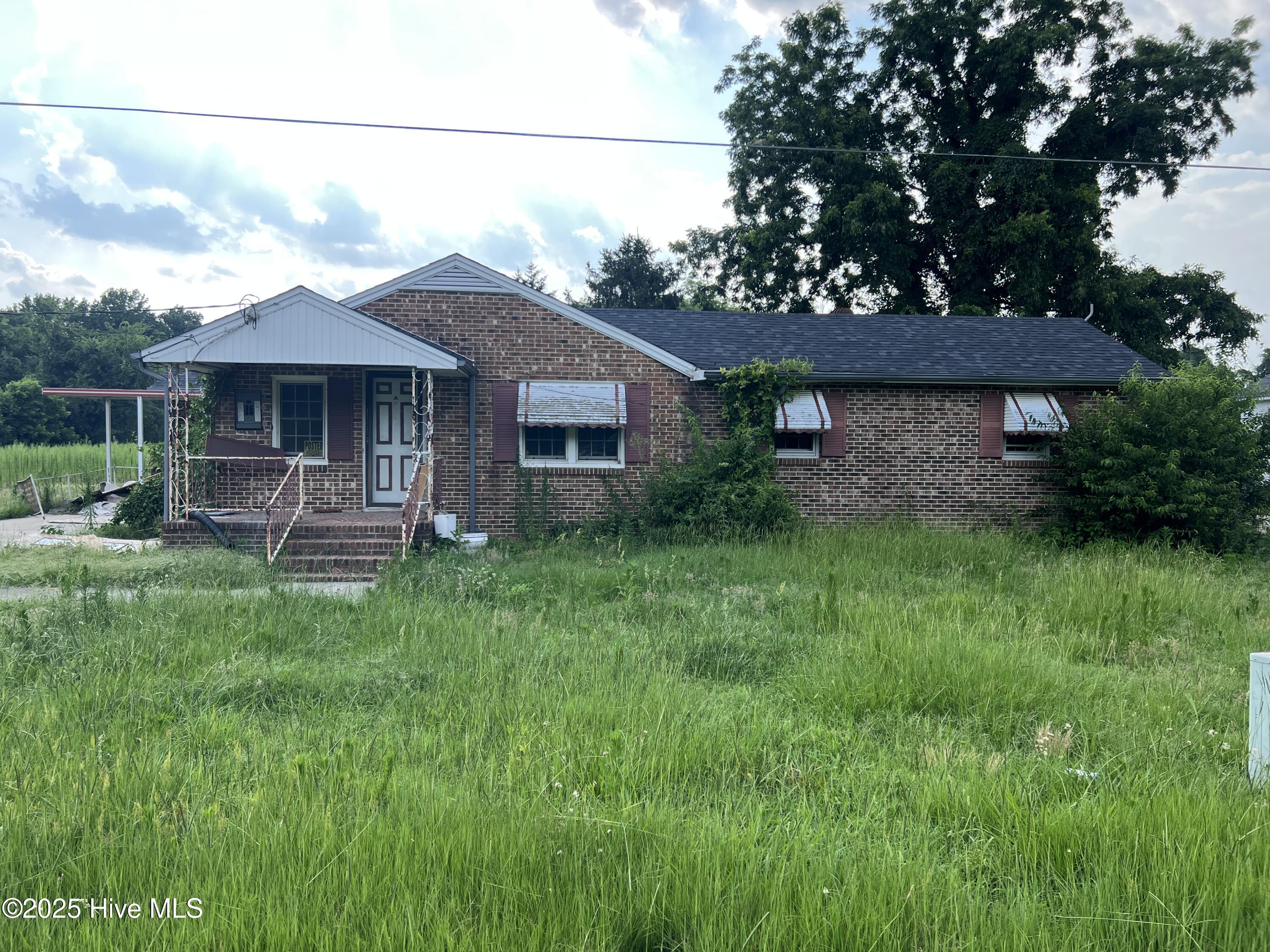 262 Long Farm Road Property Photo 1