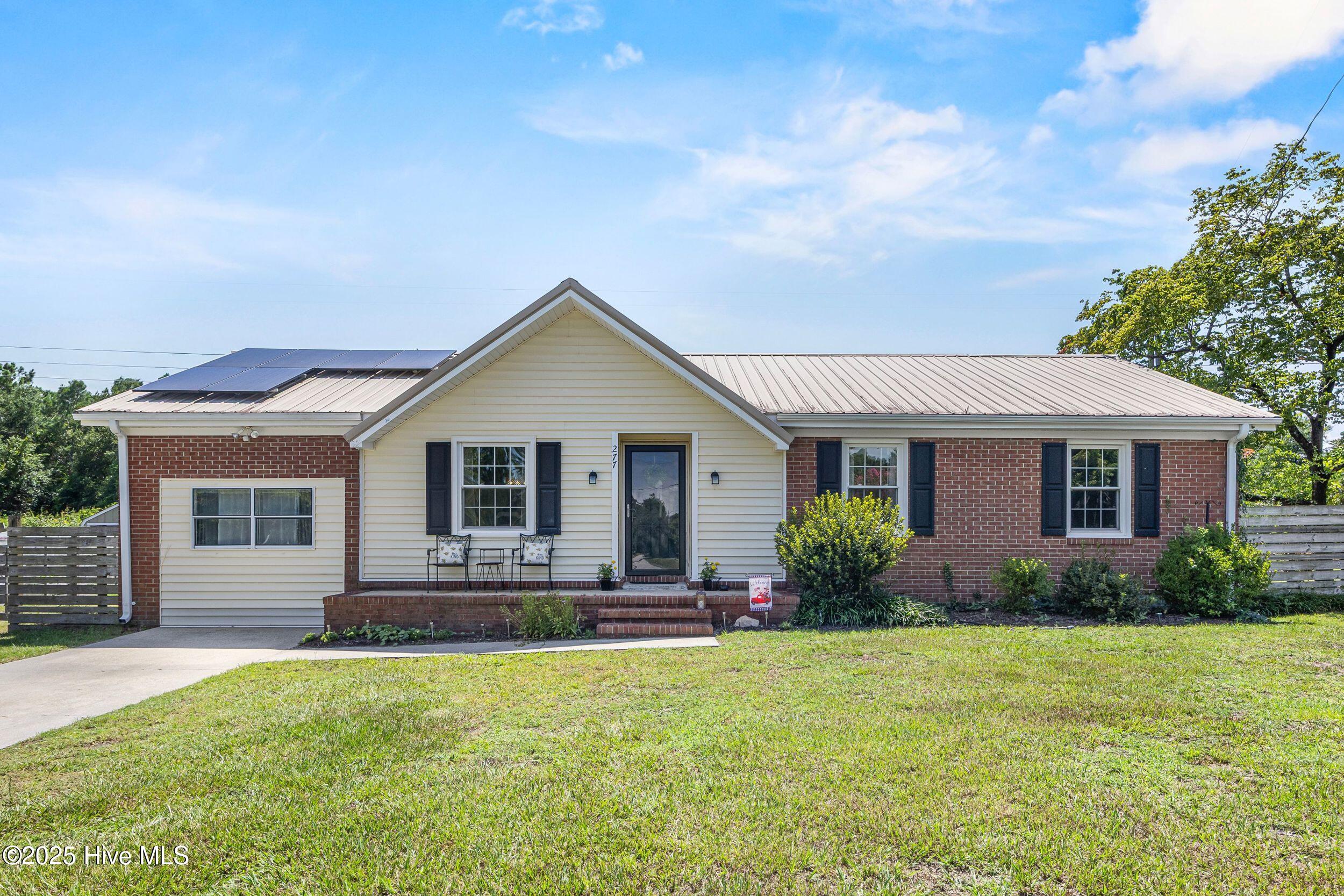 277 Buff Circle Property Photo 1