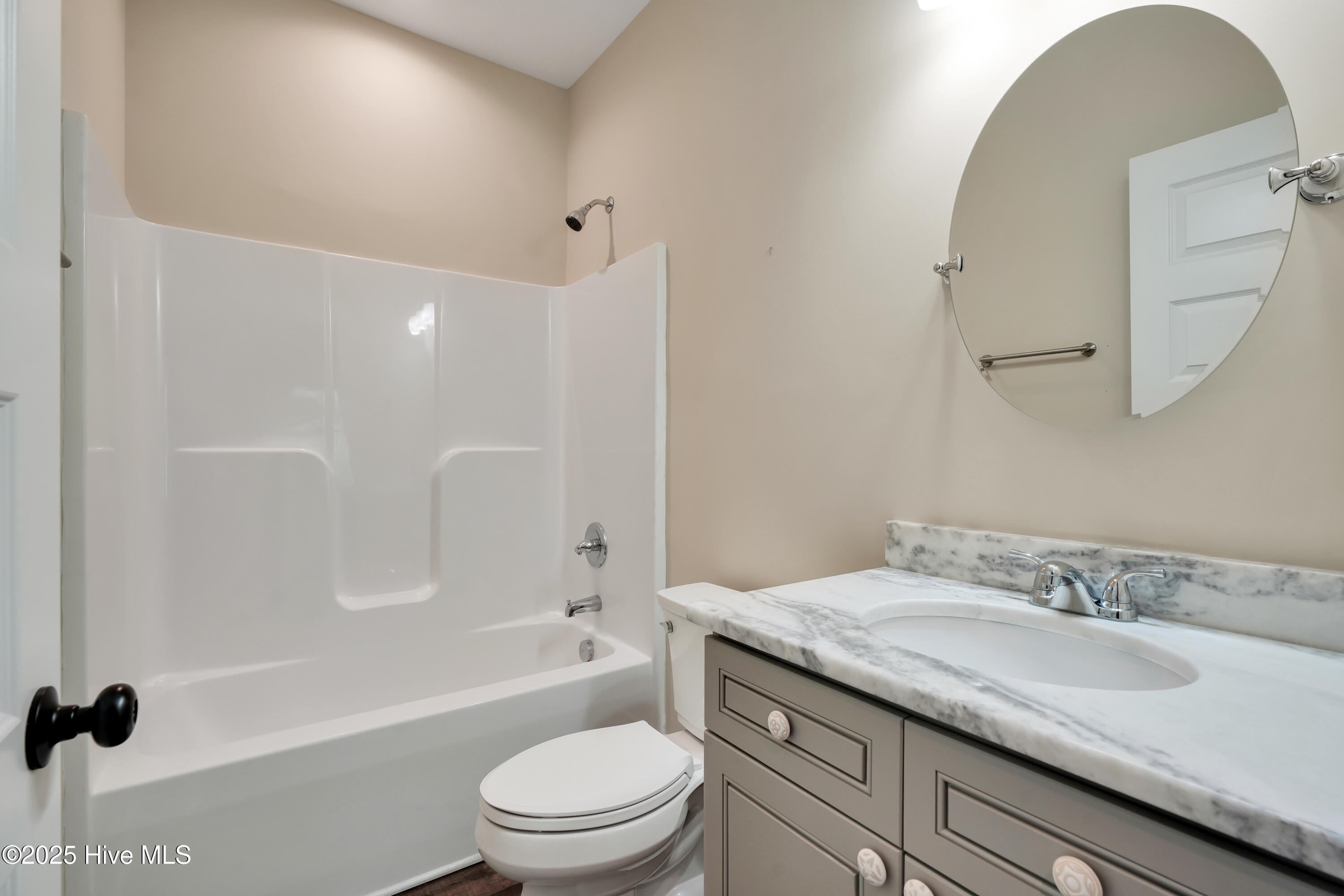 704 Far Pointe Court Property Photo 16