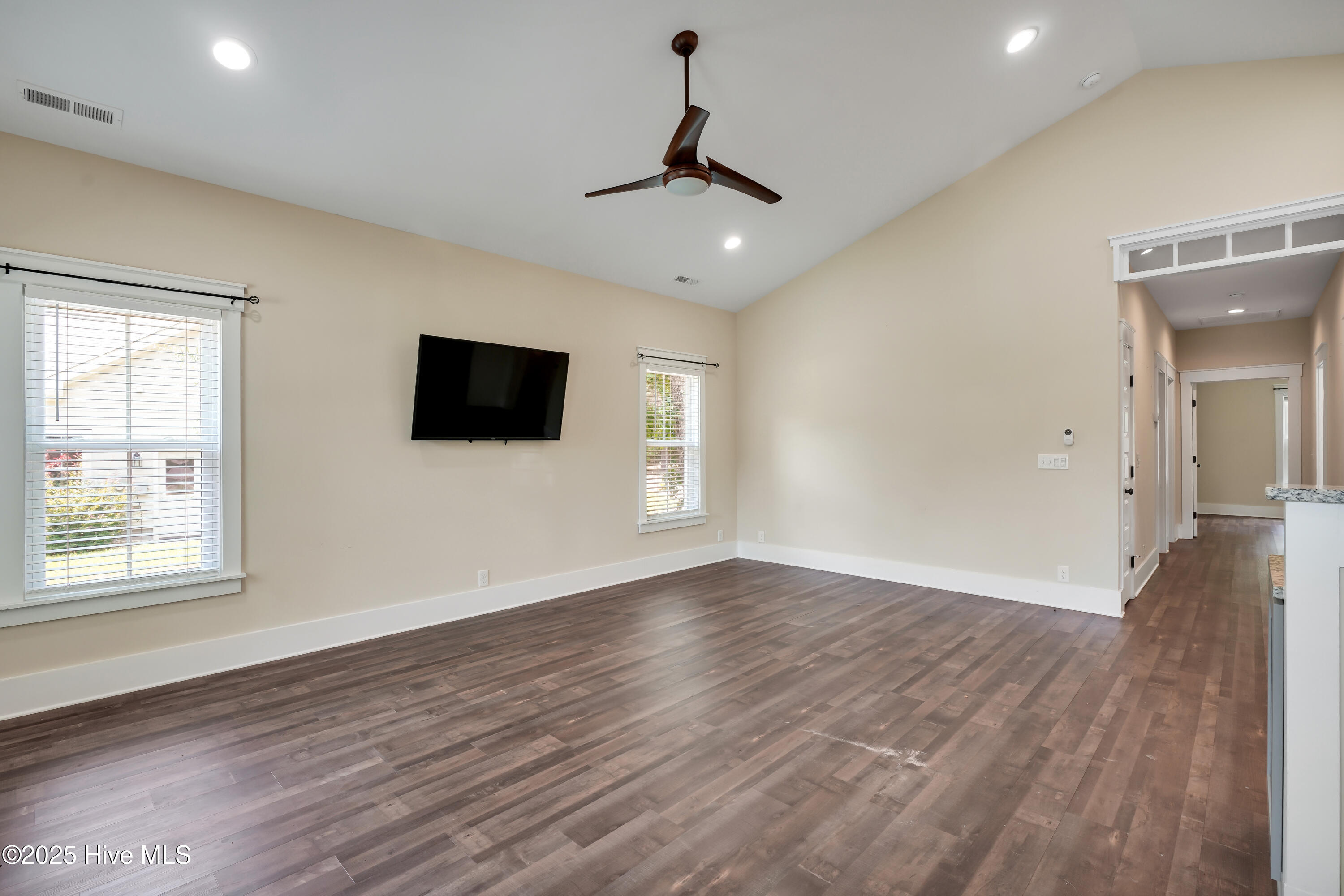 704 Far Pointe Court Property Photo 8
