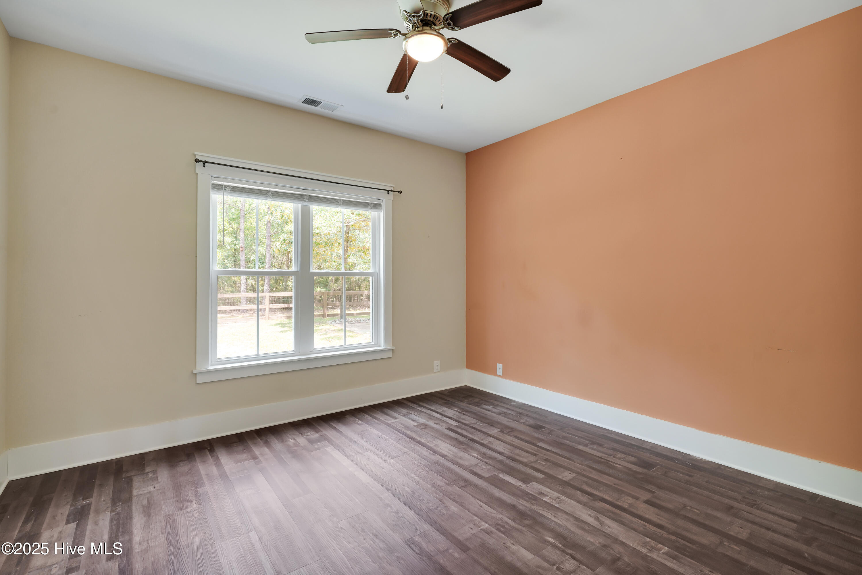 704 Far Pointe Court Property Photo 18