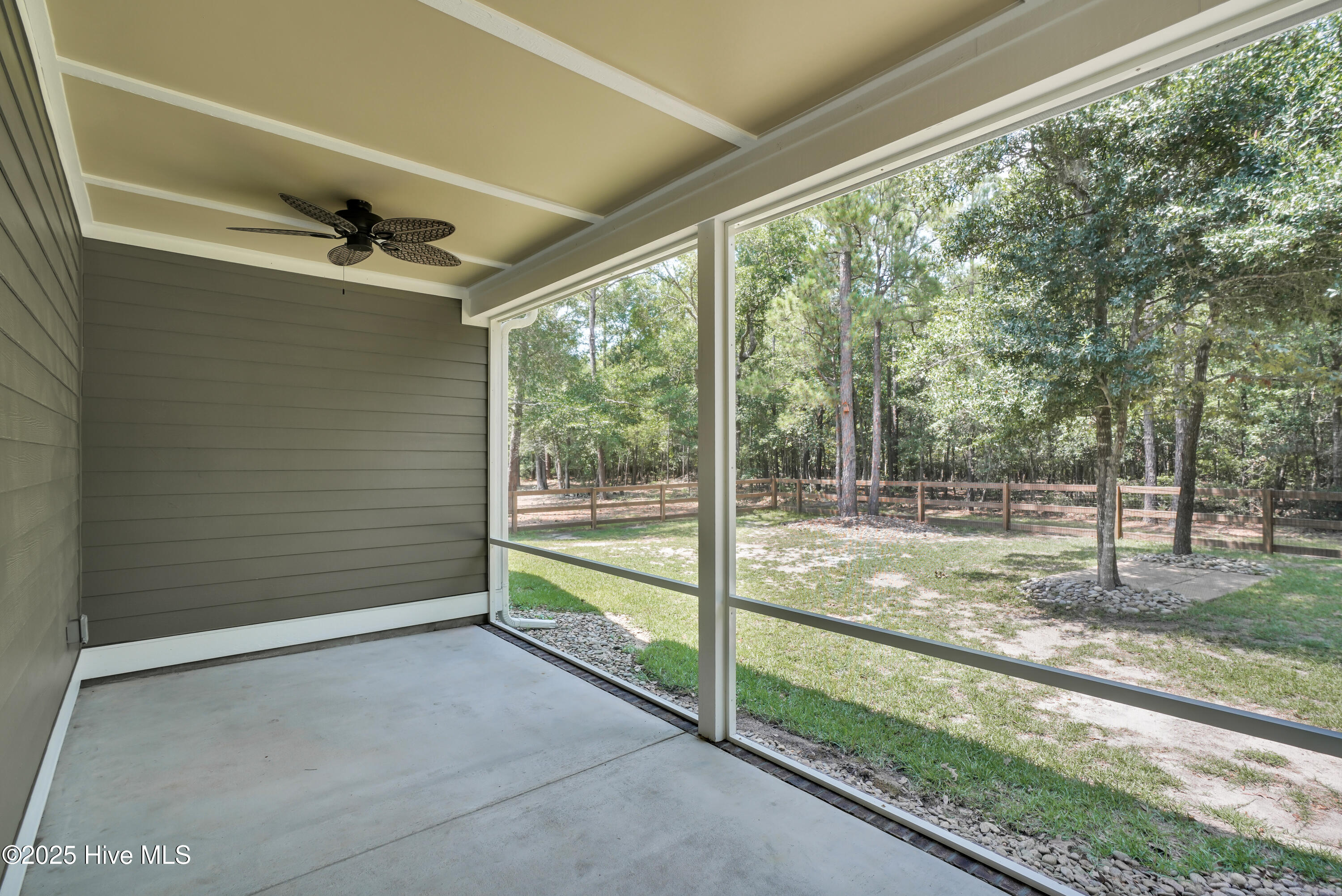 704 Far Pointe Court Property Photo 26