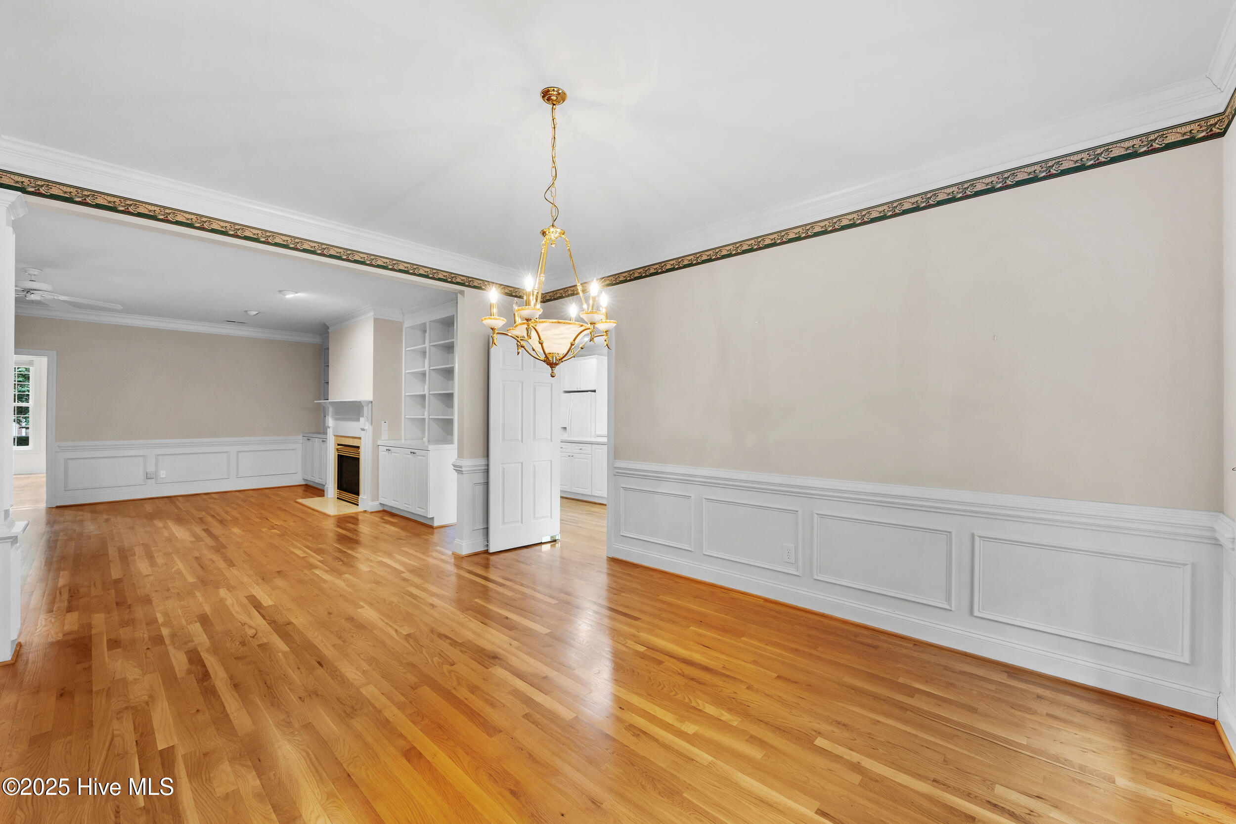 4228 Aftonshire Drive Property Photo 10