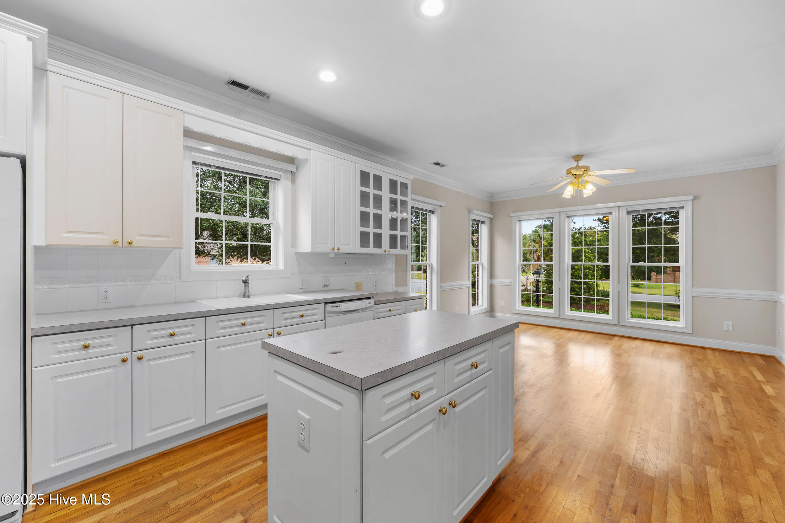 4228 Aftonshire Drive Property Photo 19