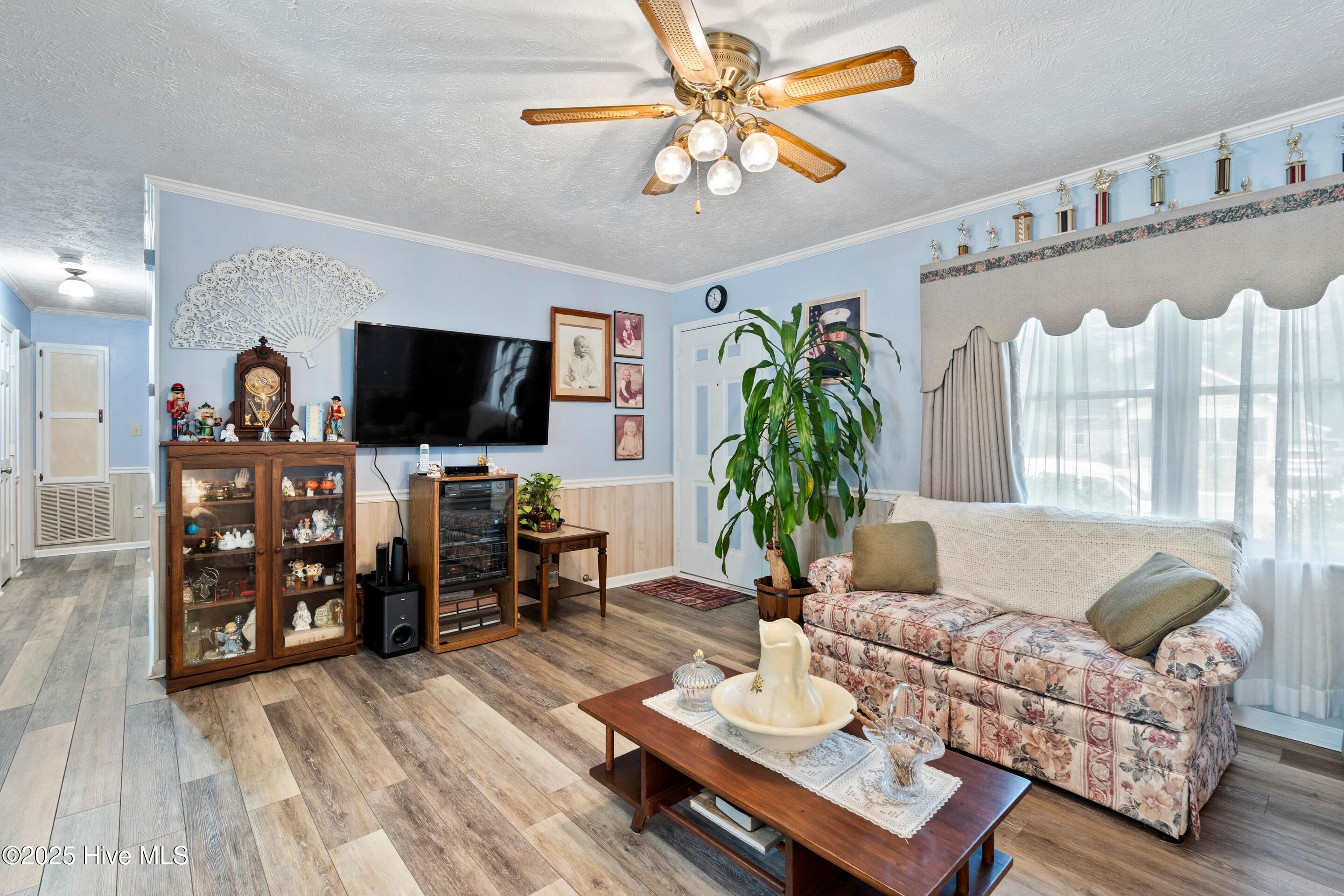 210 Ne 52nd Street Property Photo 10