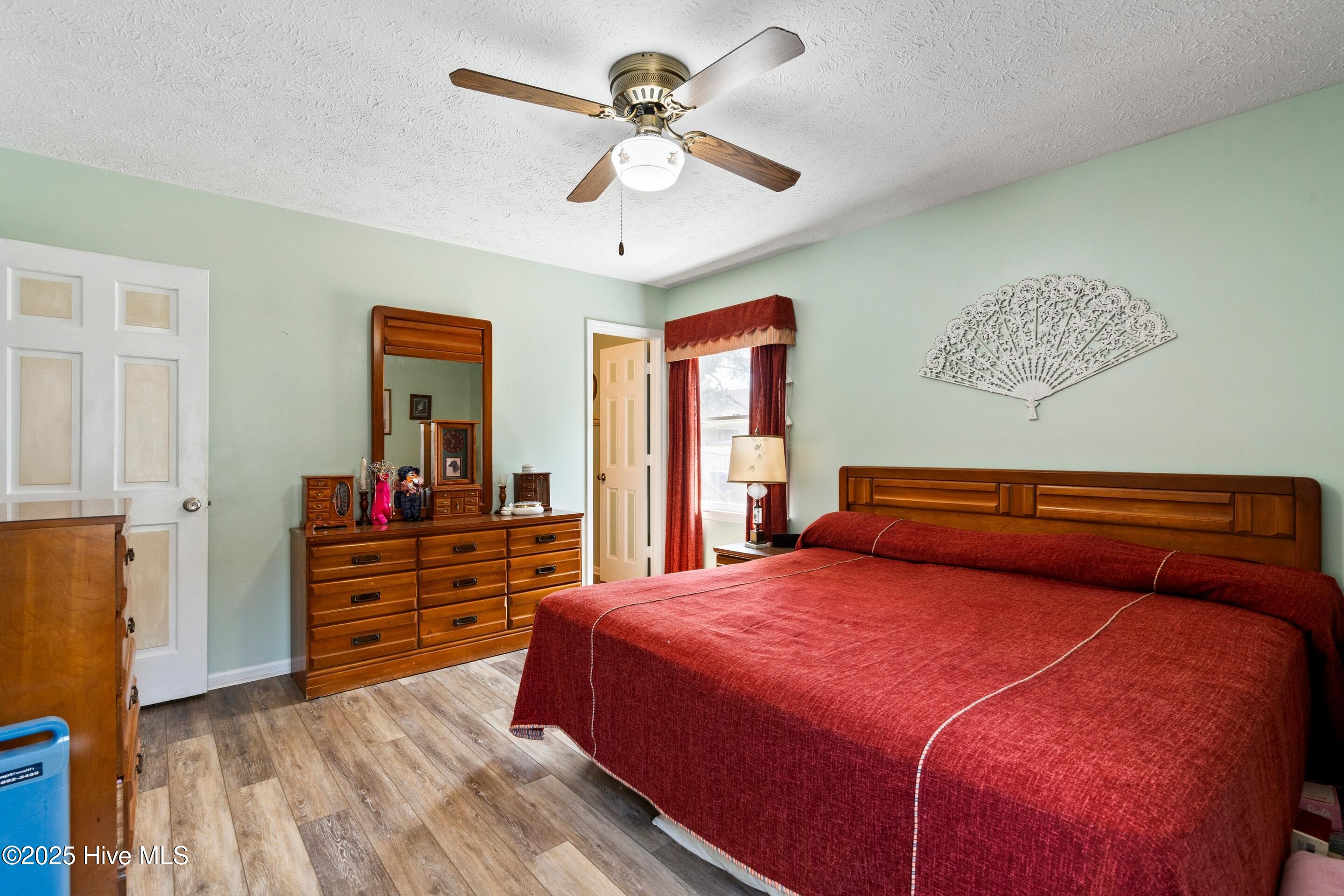 210 Ne 52nd Street Property Photo 33