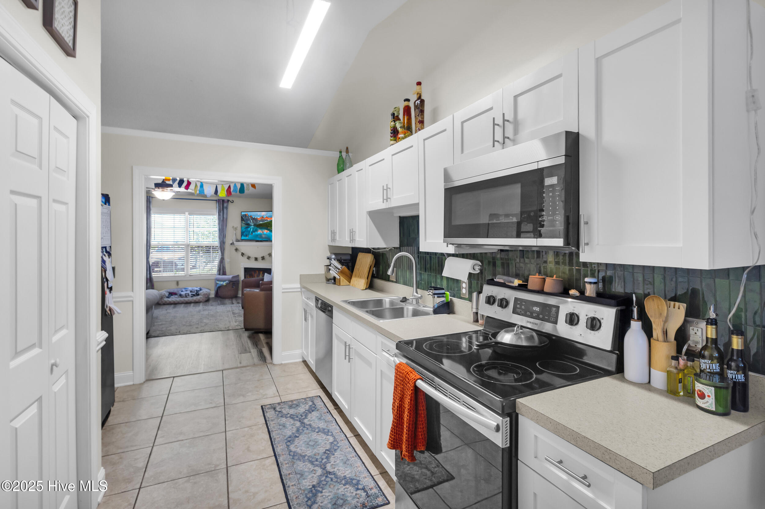2803 Haley Court B Property Photo 5