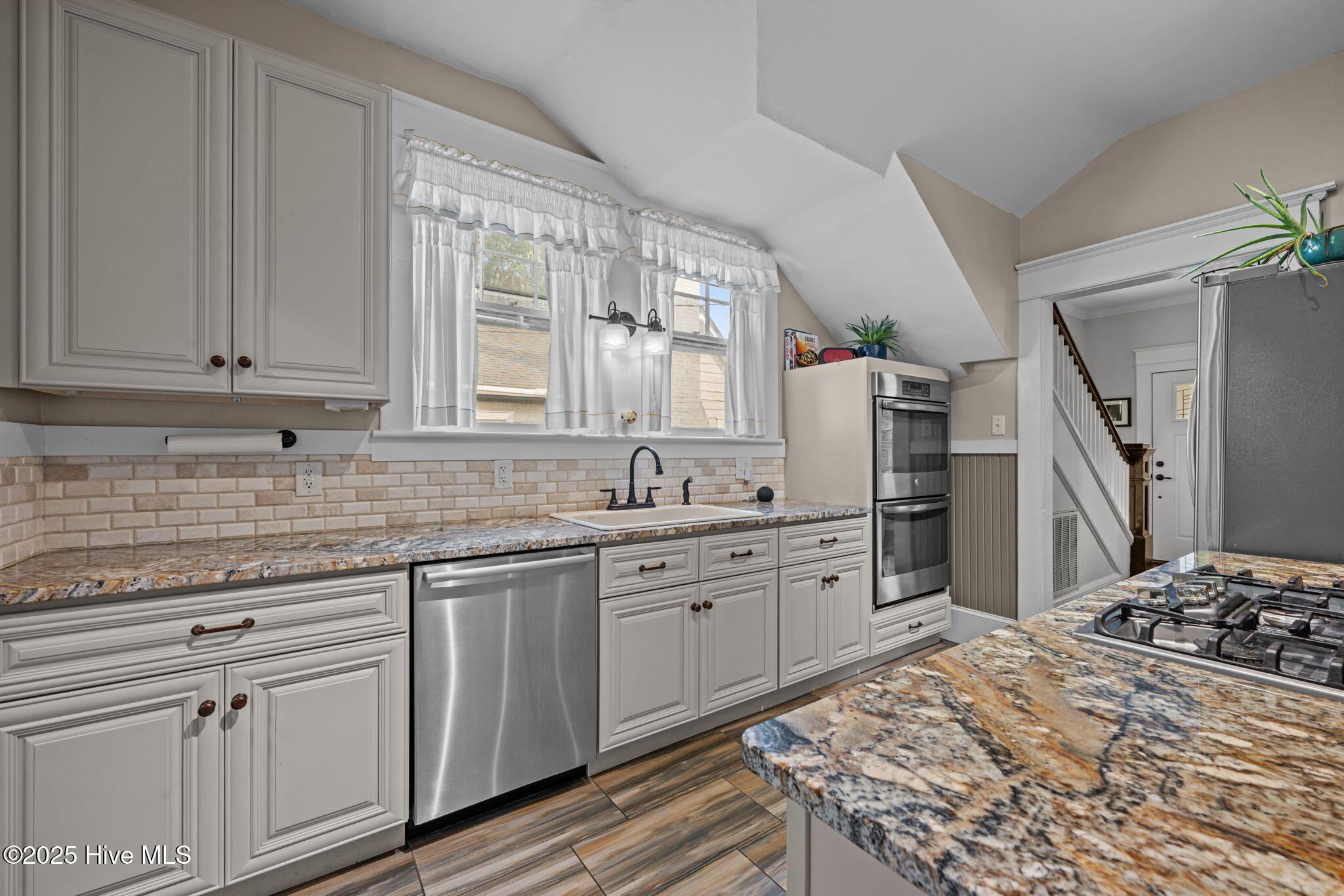 1510 National Avenue Property Photo 6