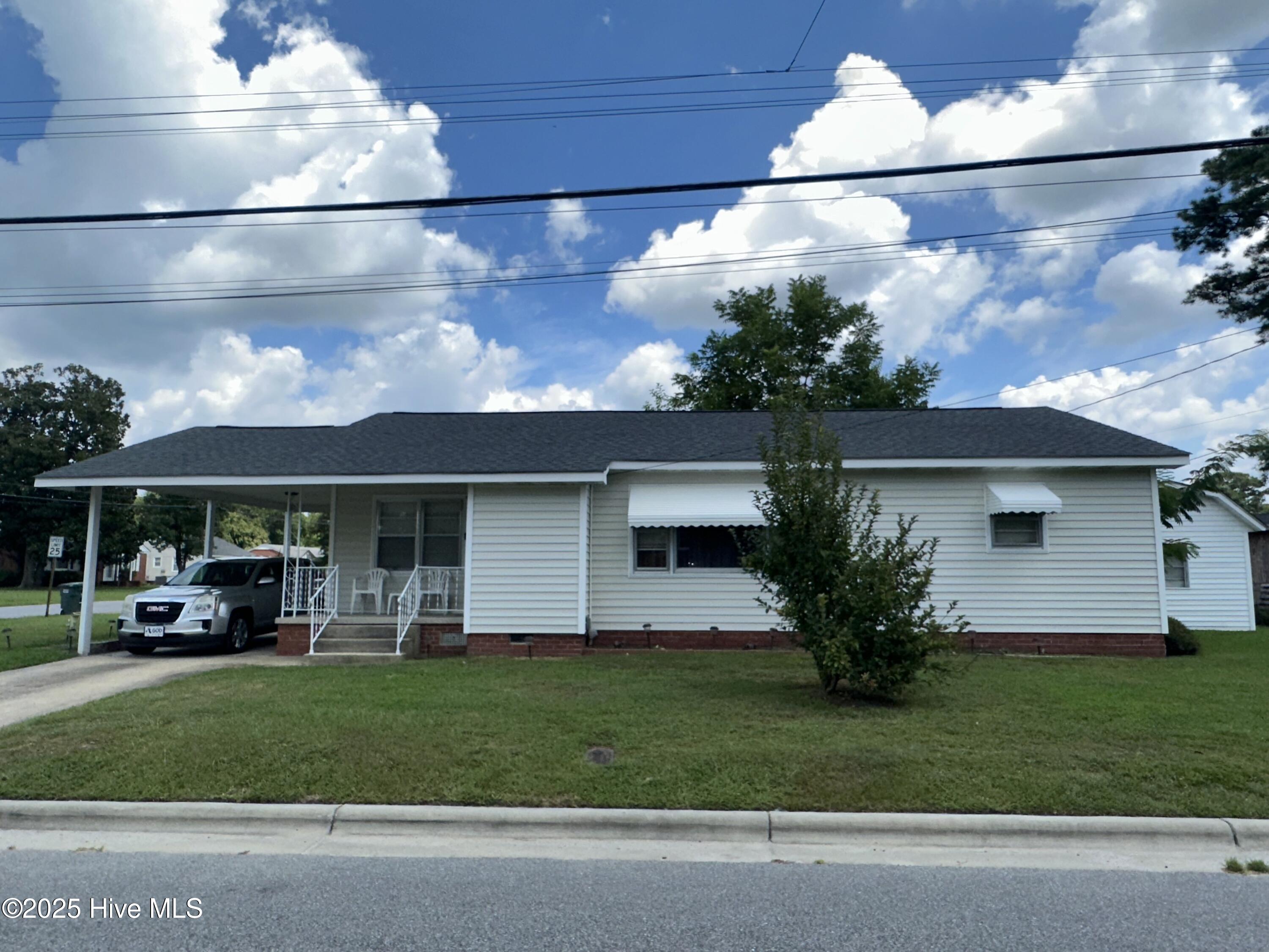 4257 Washington Street Property Photo 1