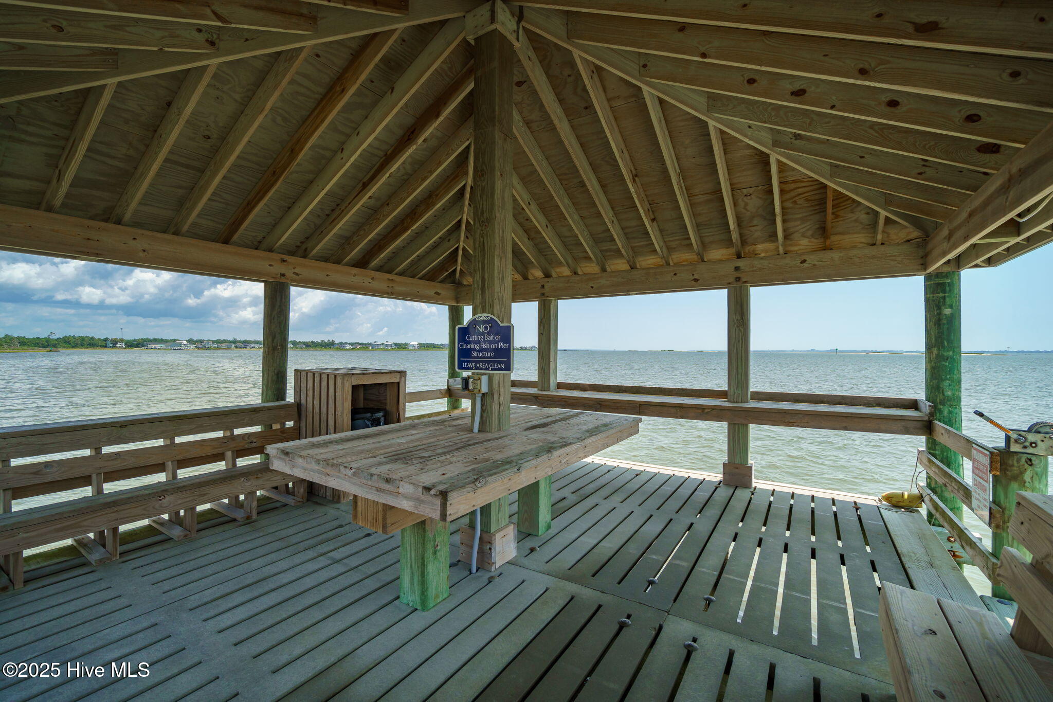 242 Colleton Square Property Photo 21