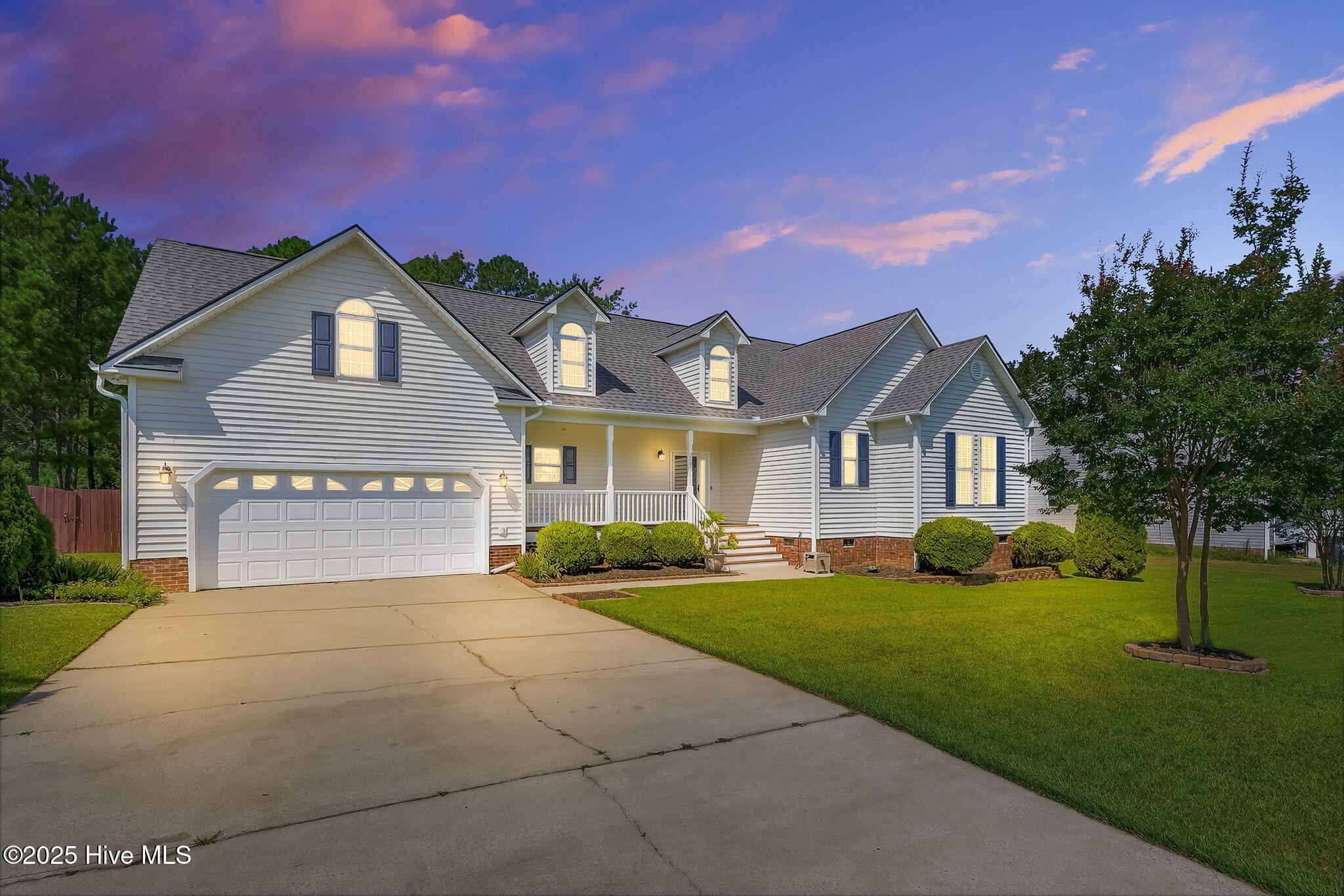 233 Meadow Hills Drive Property Photo 1
