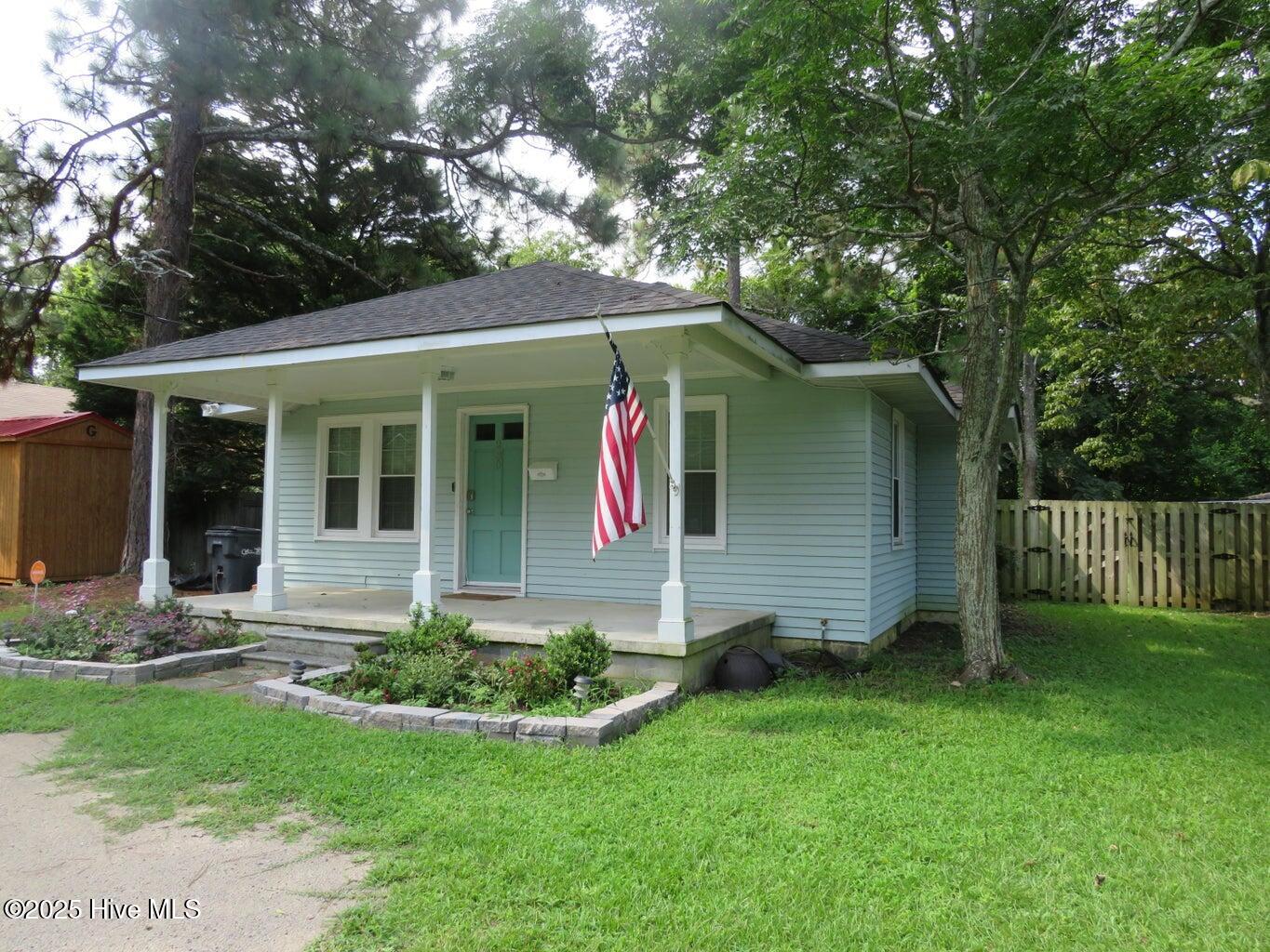 280 E Ohio Avenue Property Photo 1