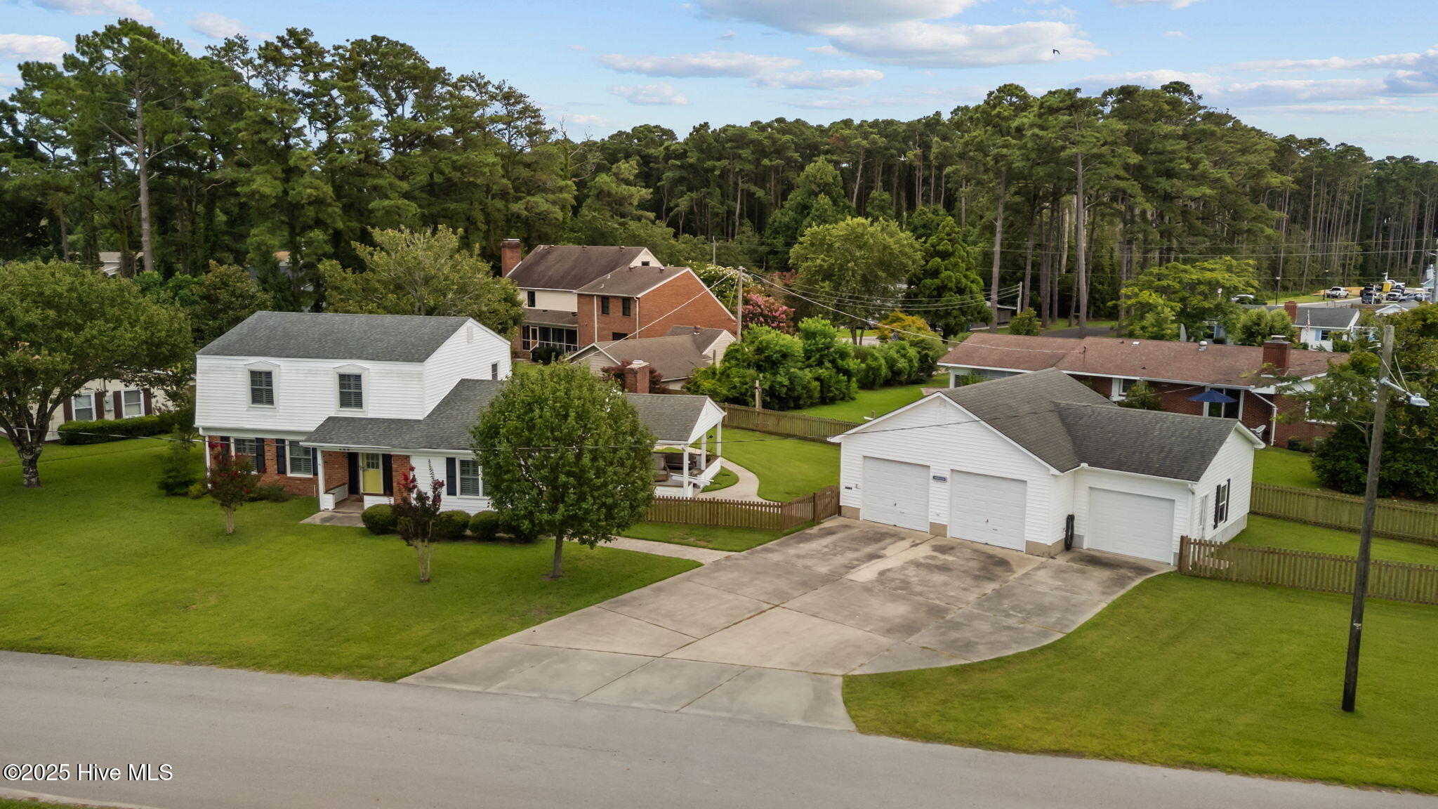 200 Jones Avenue Property Photo 1