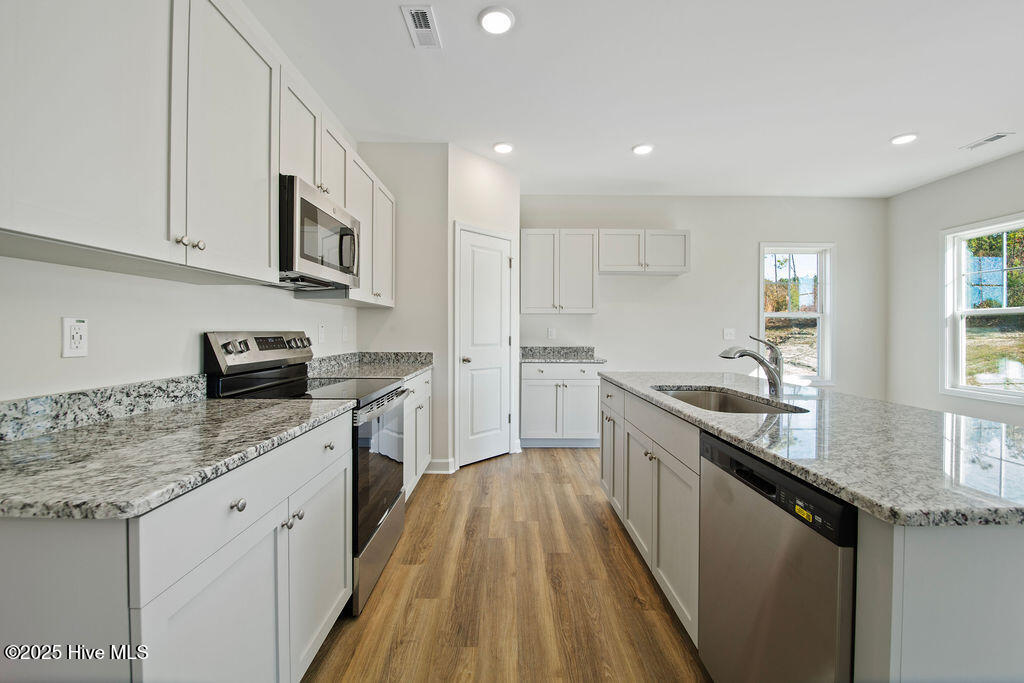 277 Ashley Heights Drive Property Photo 10
