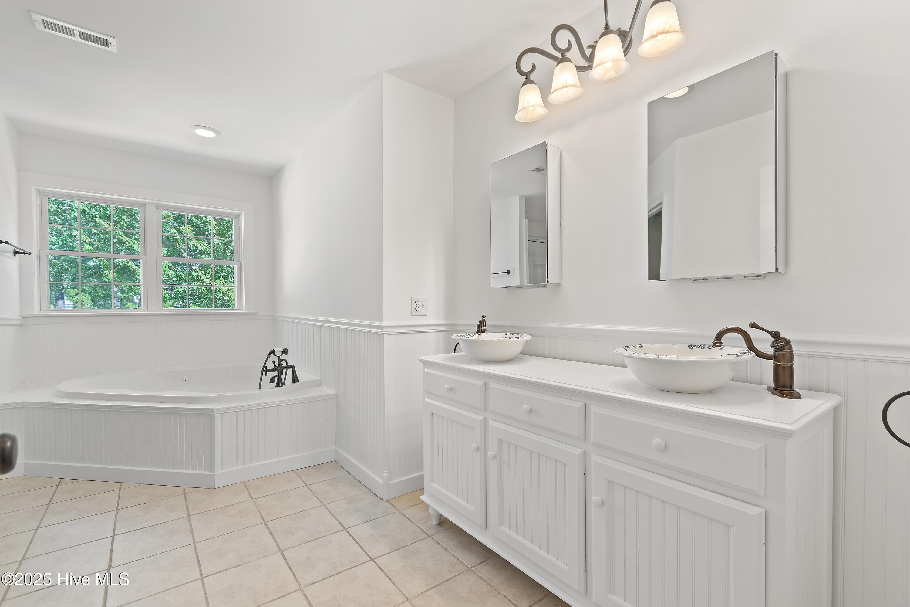 6486 Walden Pond Lane Property Photo 28