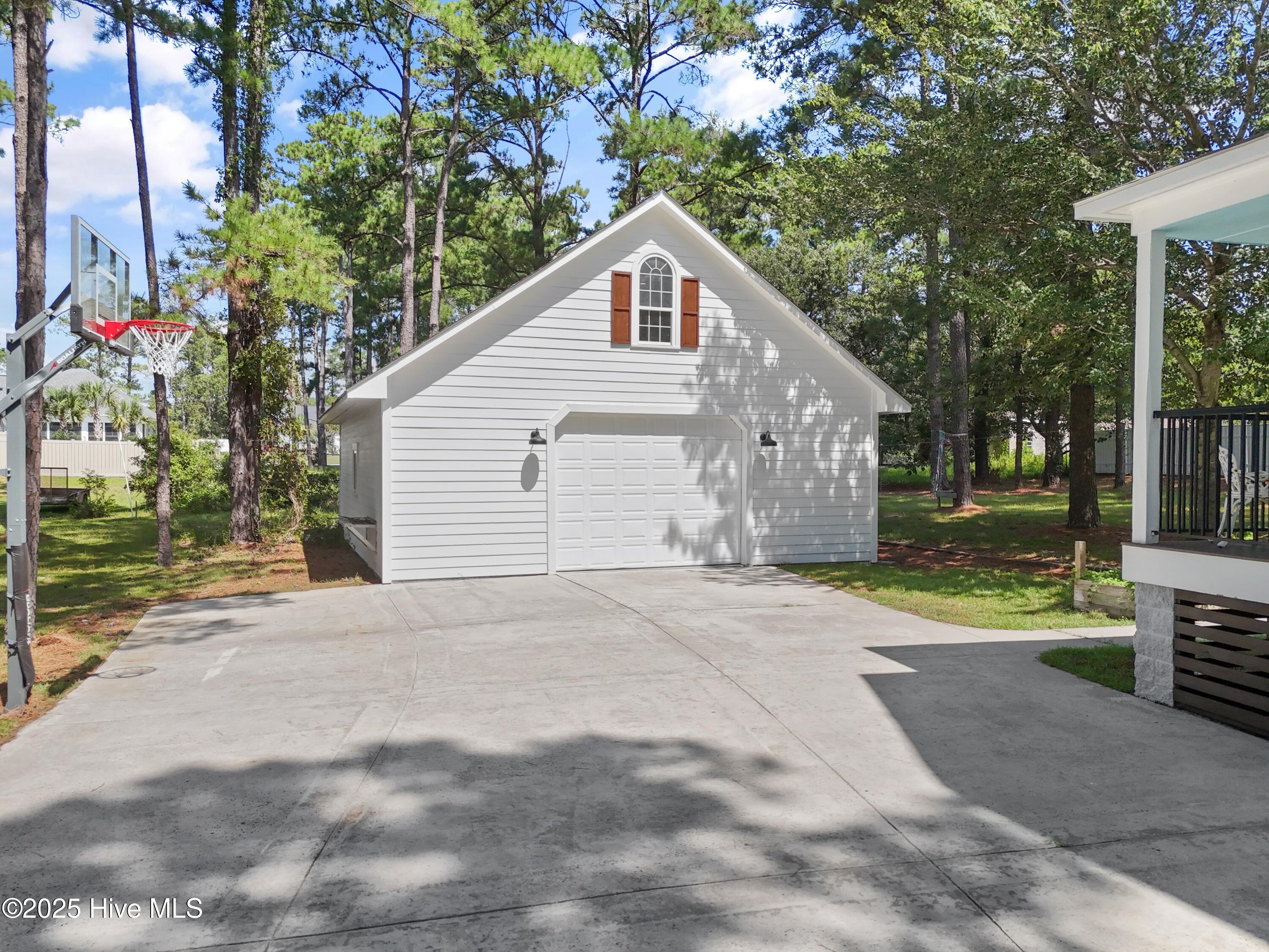 6486 Walden Pond Lane Property Photo 47