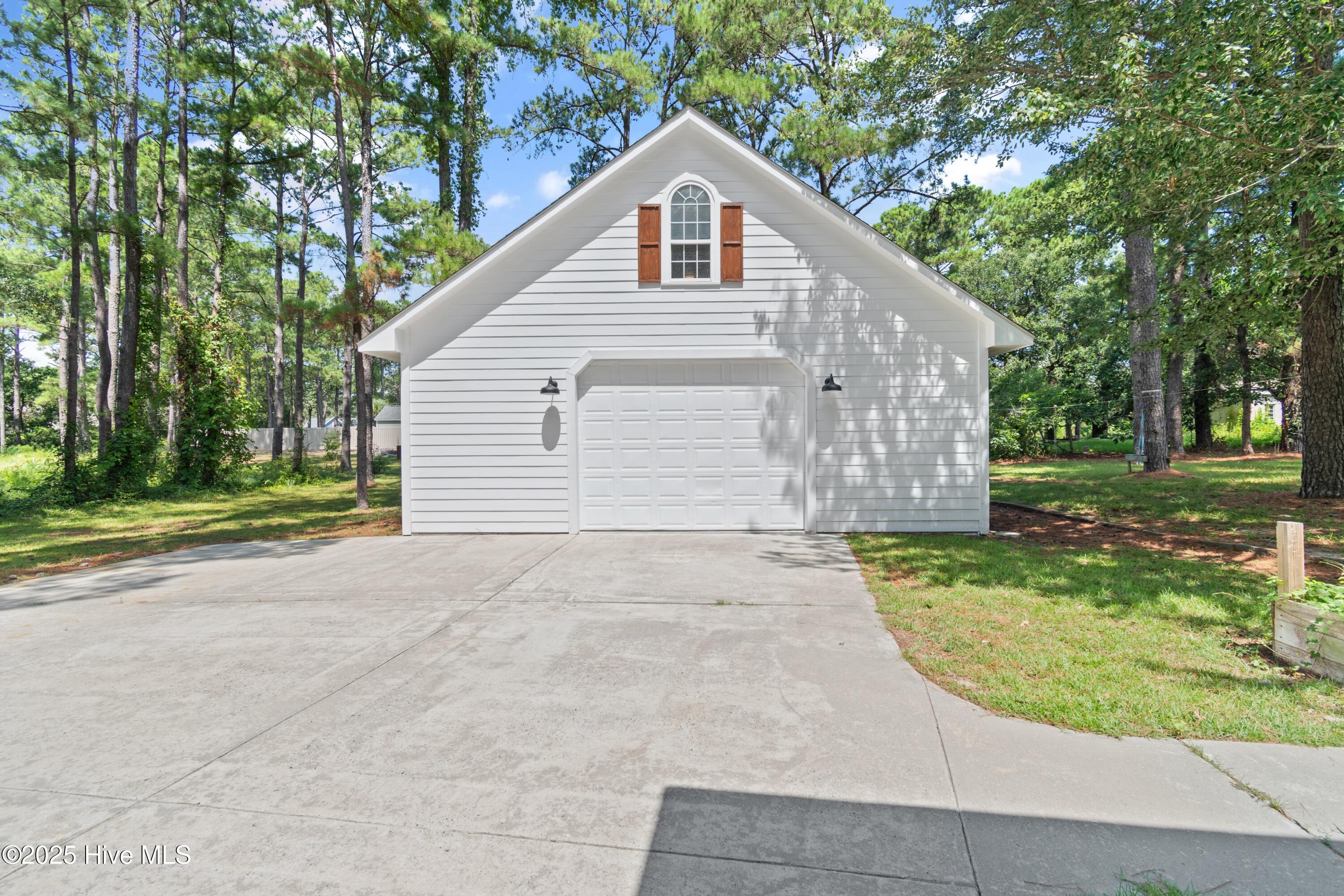 6486 Walden Pond Lane Property Photo 48