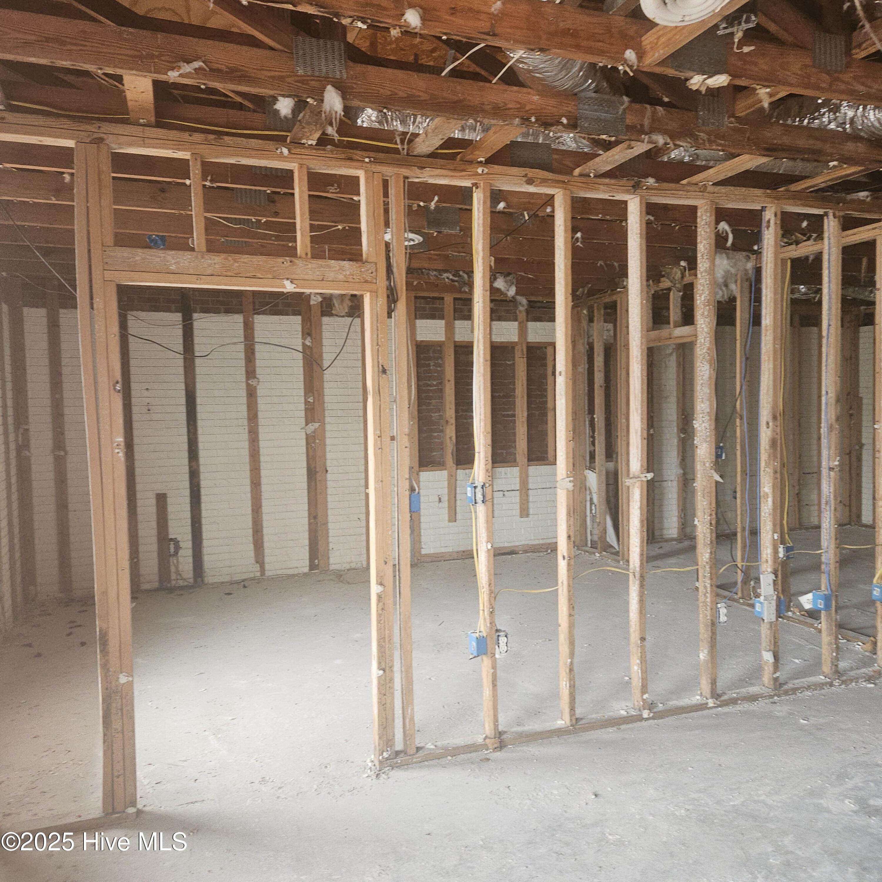 615 Washington Street Property Photo 12