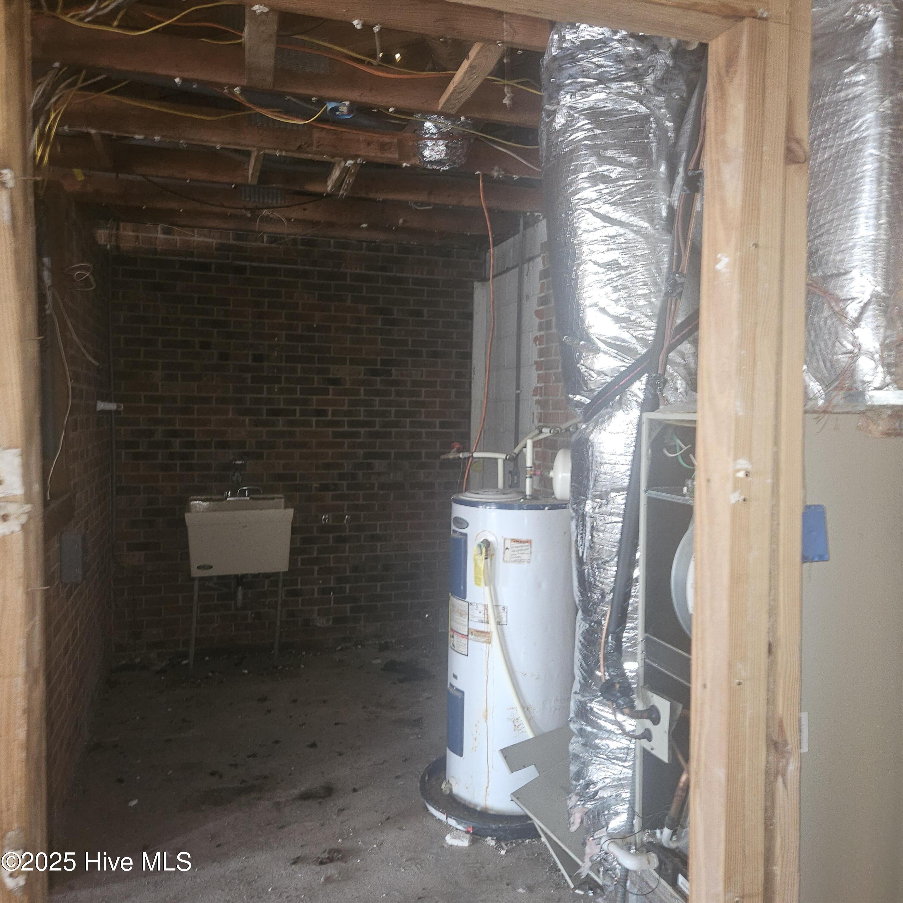 615 Washington Street Property Photo 14