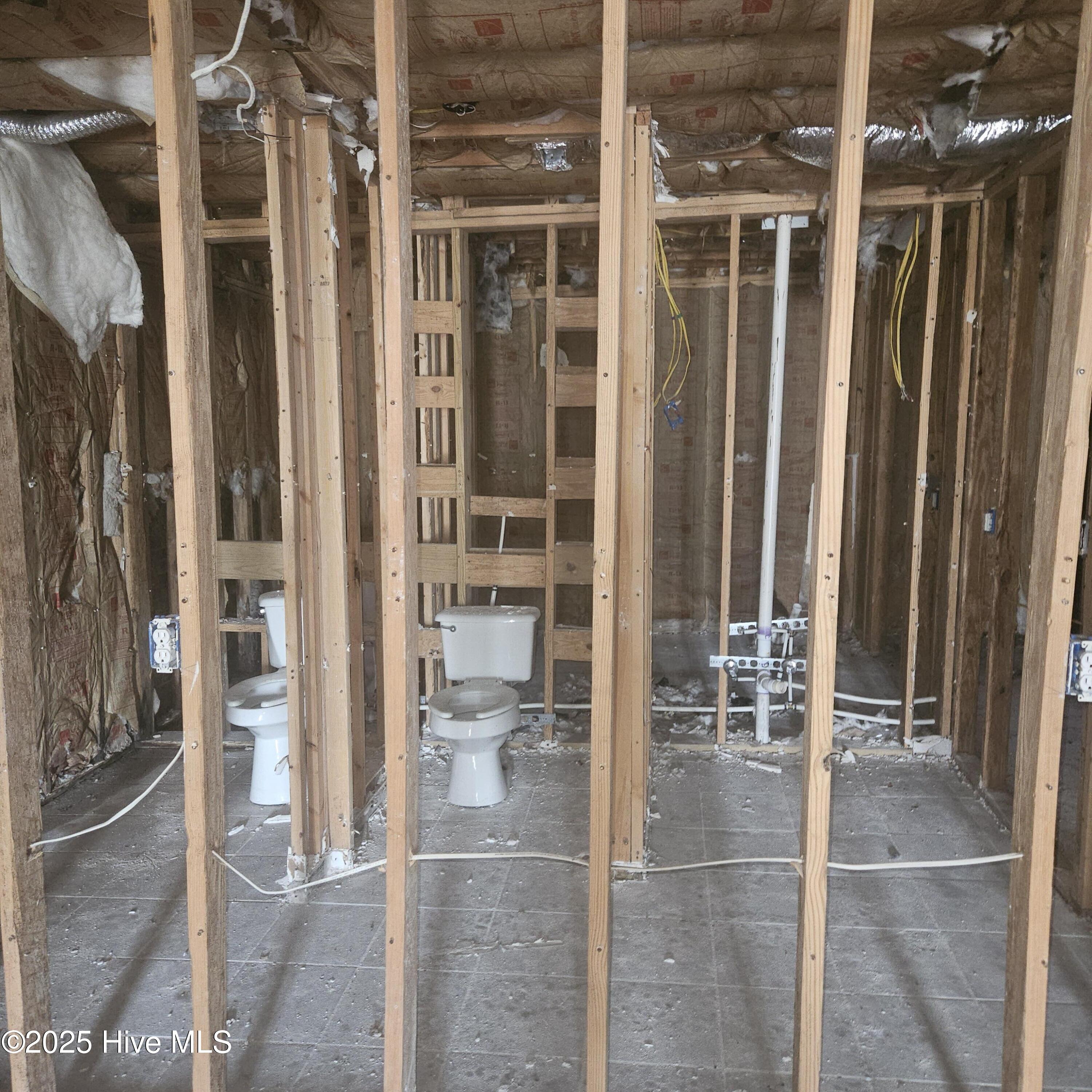 615 Washington Street Property Photo 17