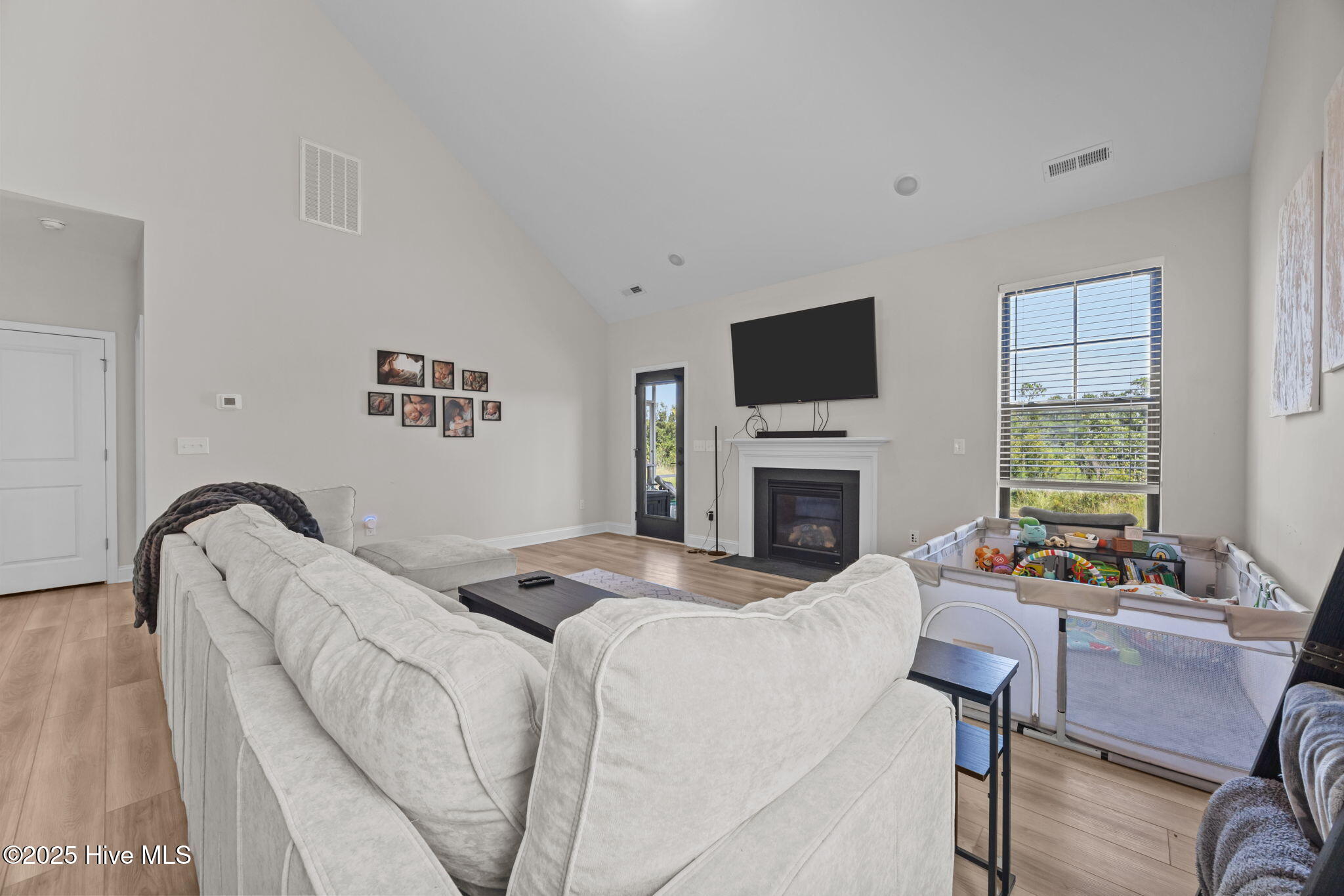 1108 Terraces Lane Property Photo 15