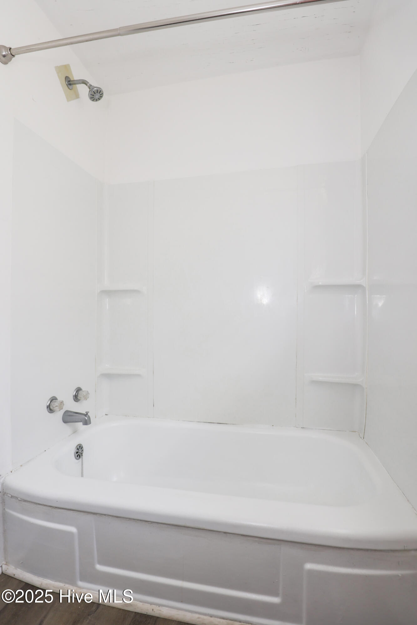 309-311 Starling Street Property Photo 12