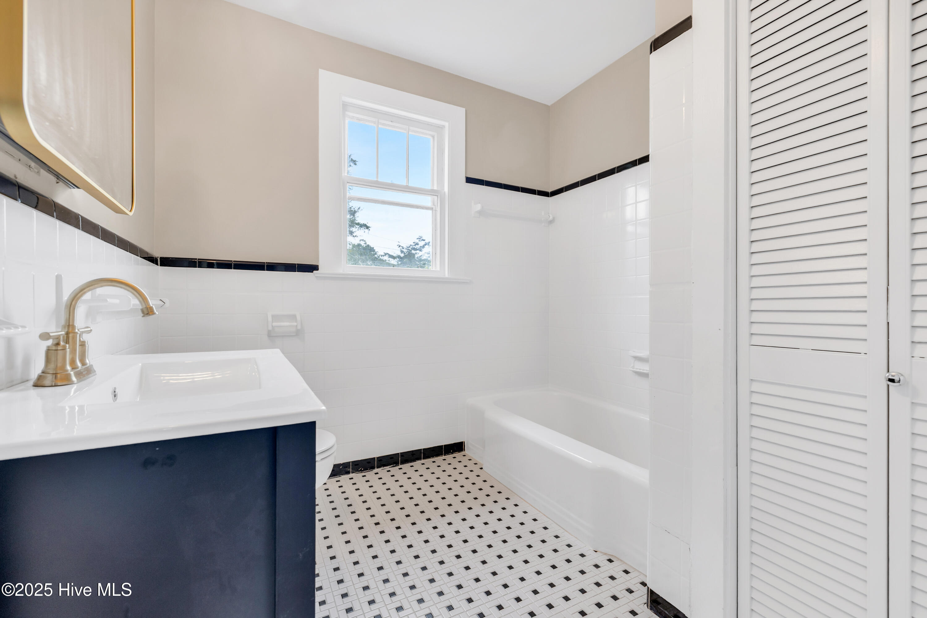 207 N 13th Street Property Photo 25