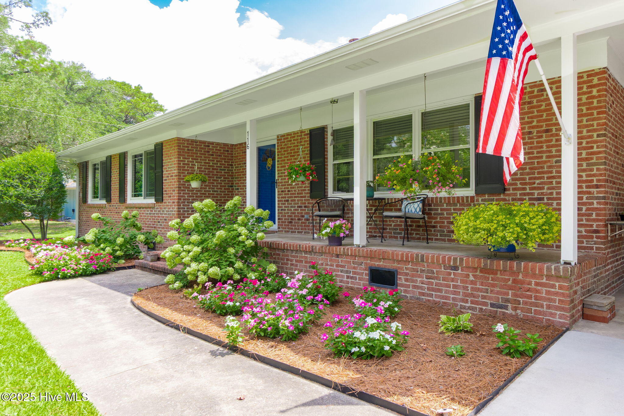 116 Holly Road Property Photo 1