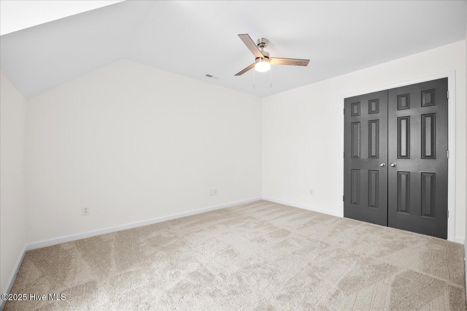 4004 Winds Ridge Drive Property Photo 27