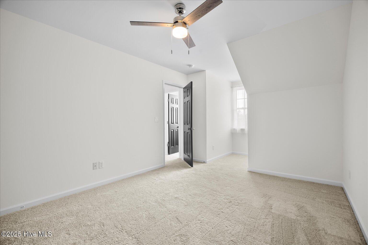 4004 Winds Ridge Drive Property Photo 28