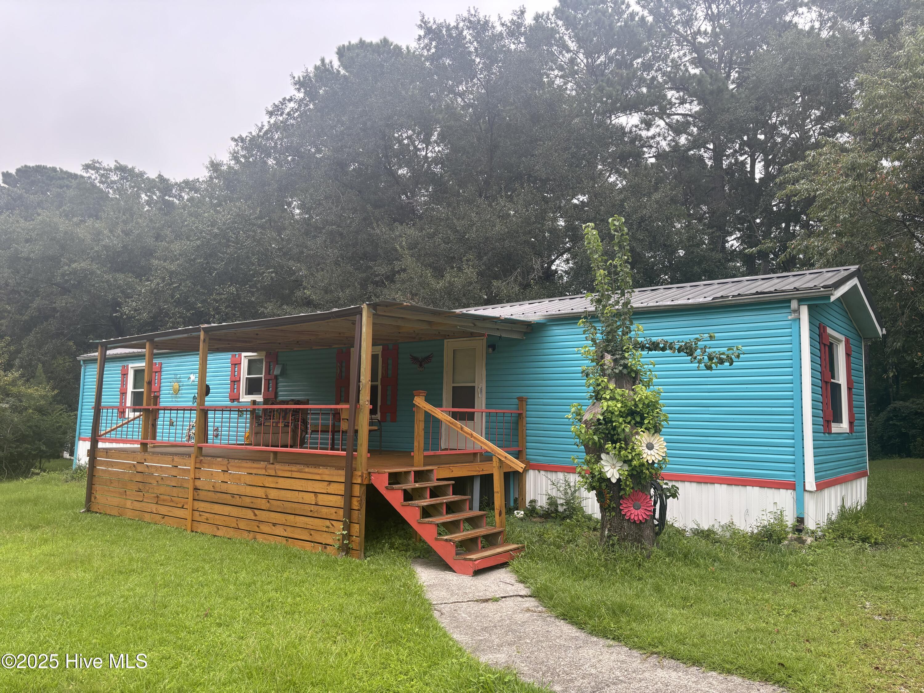 131 Holiday Extension Property Photo 1
