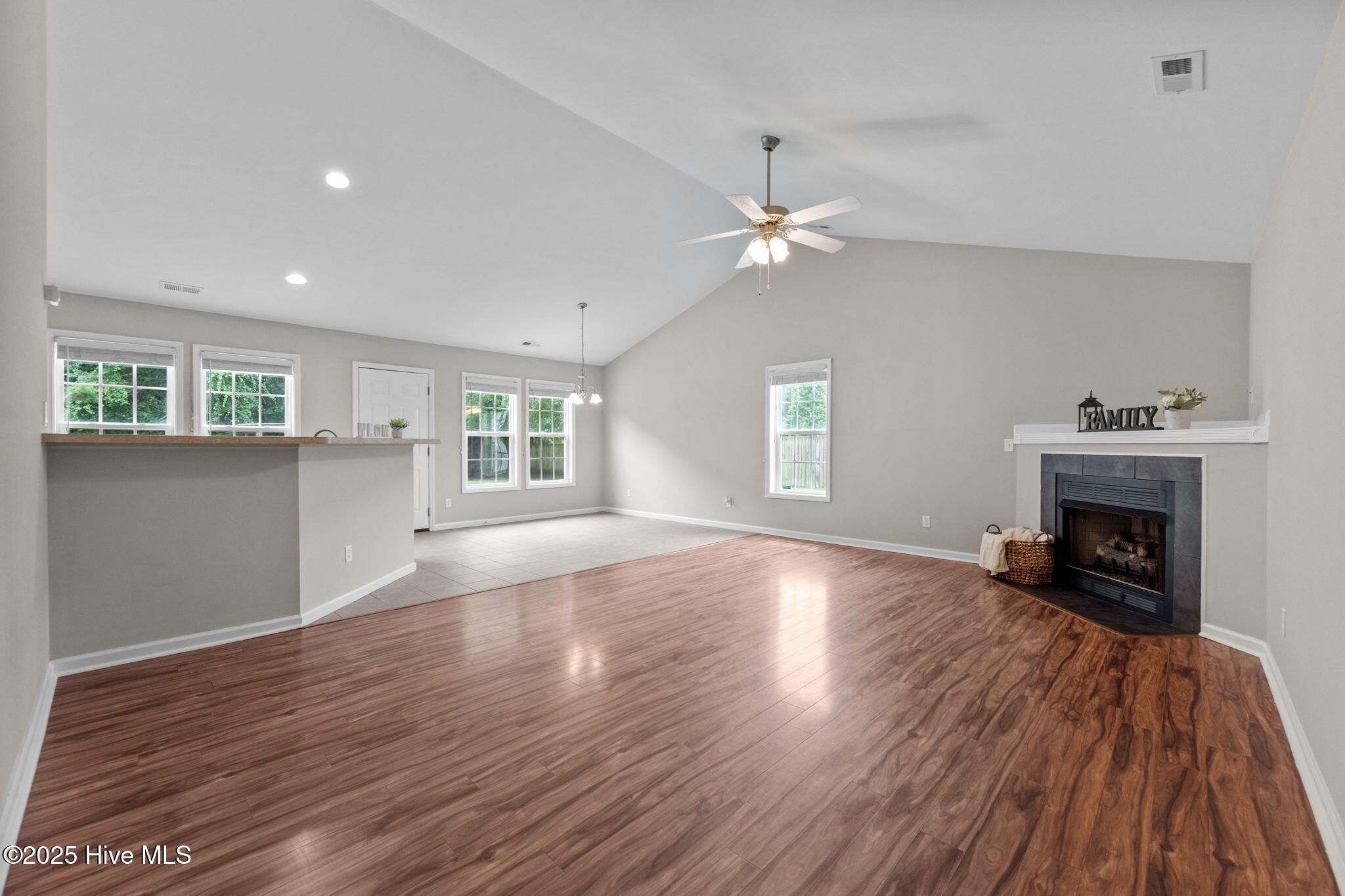 110 Norine Drive Property Photo 8