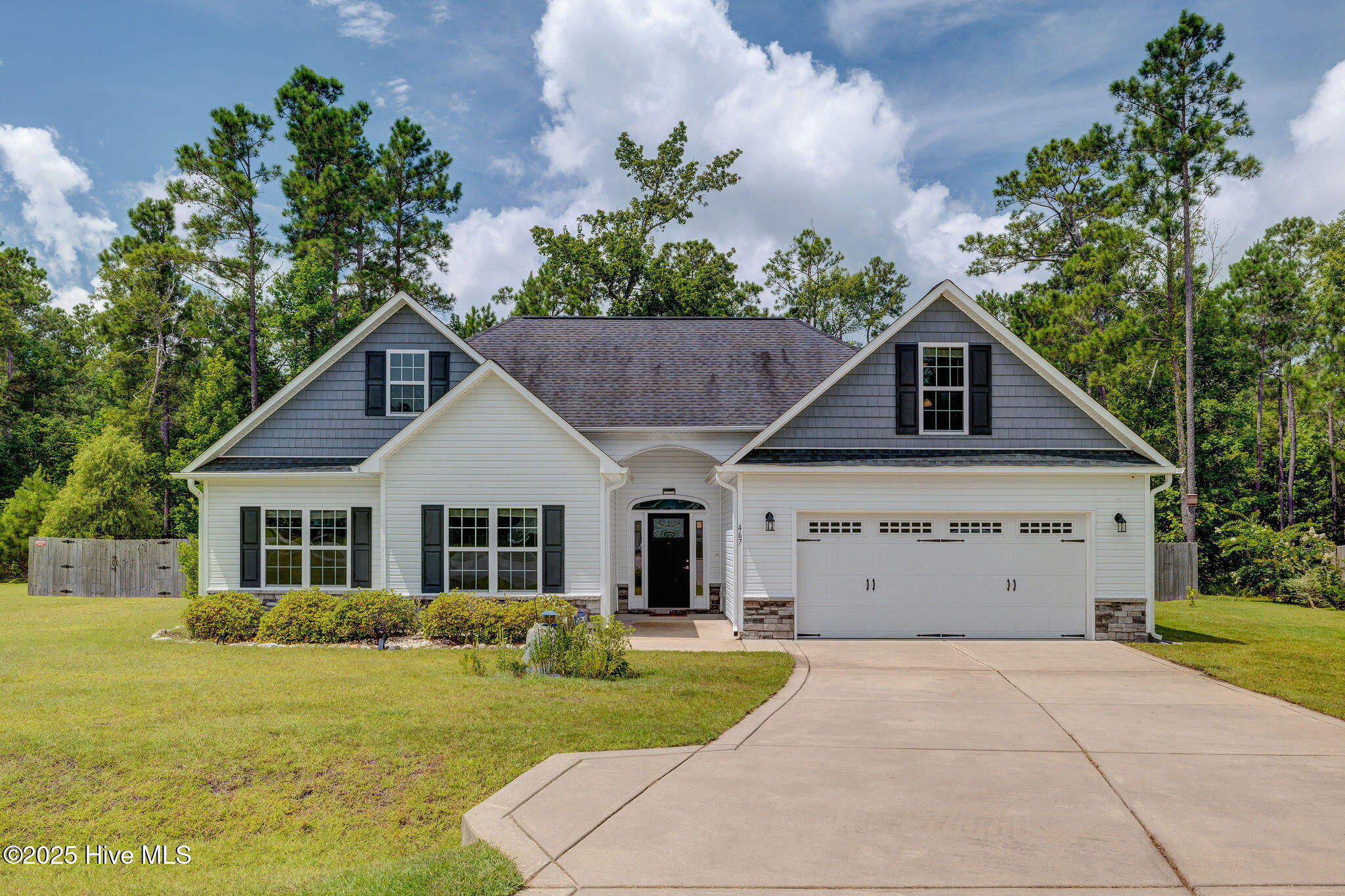 467 W Huckleberry Way