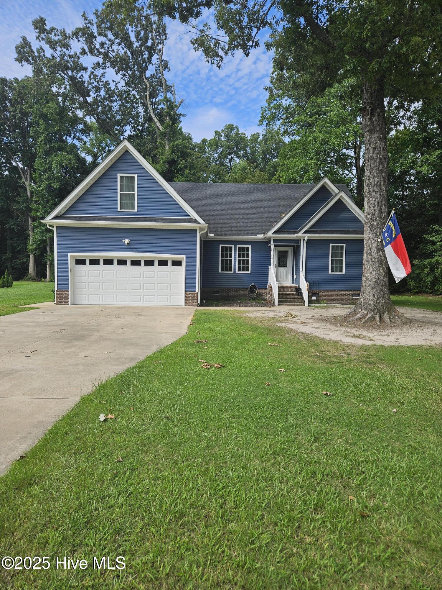 106 Poplar Circle Property Photo 1