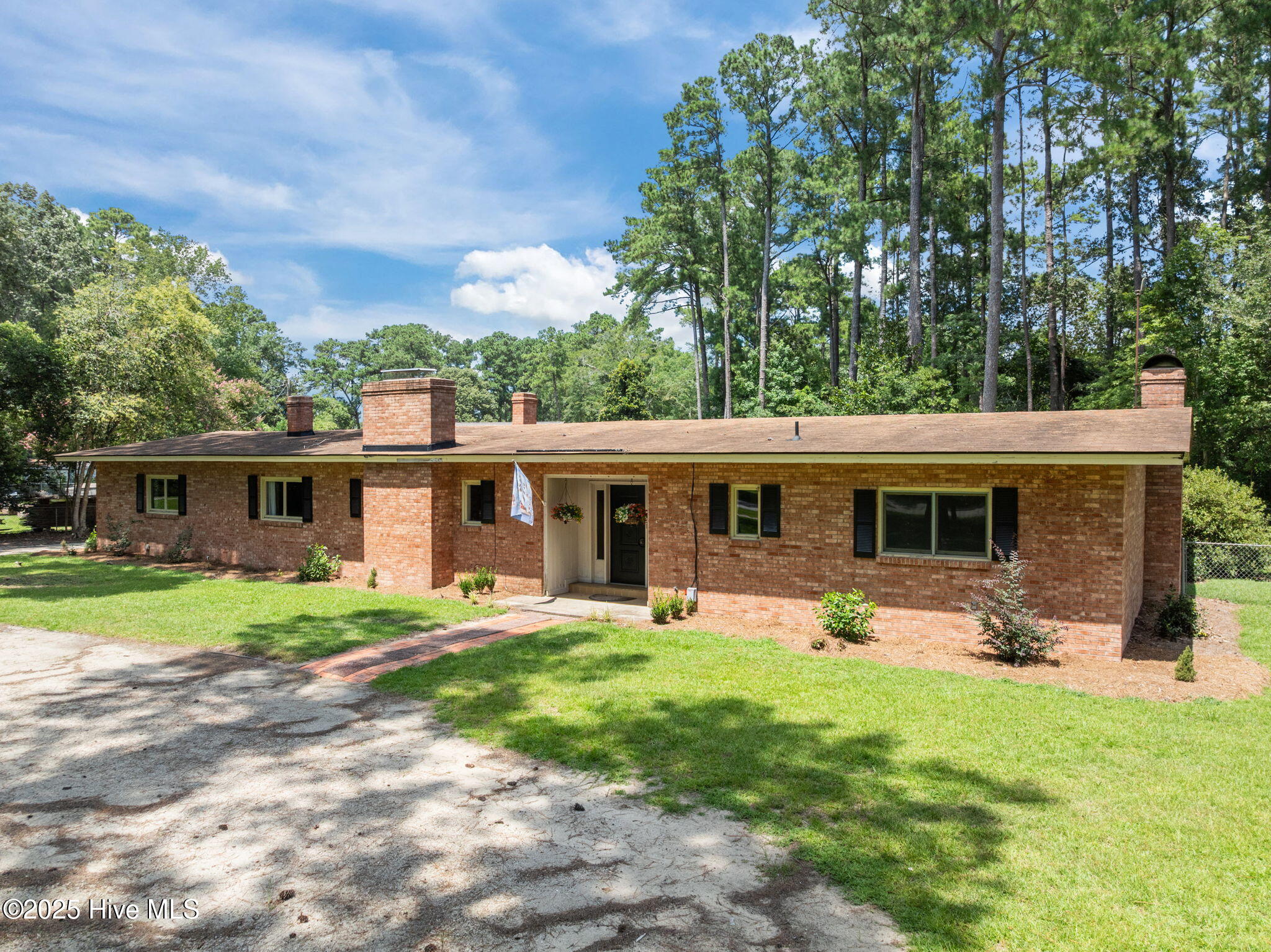 6563 River Road Property Photo 1