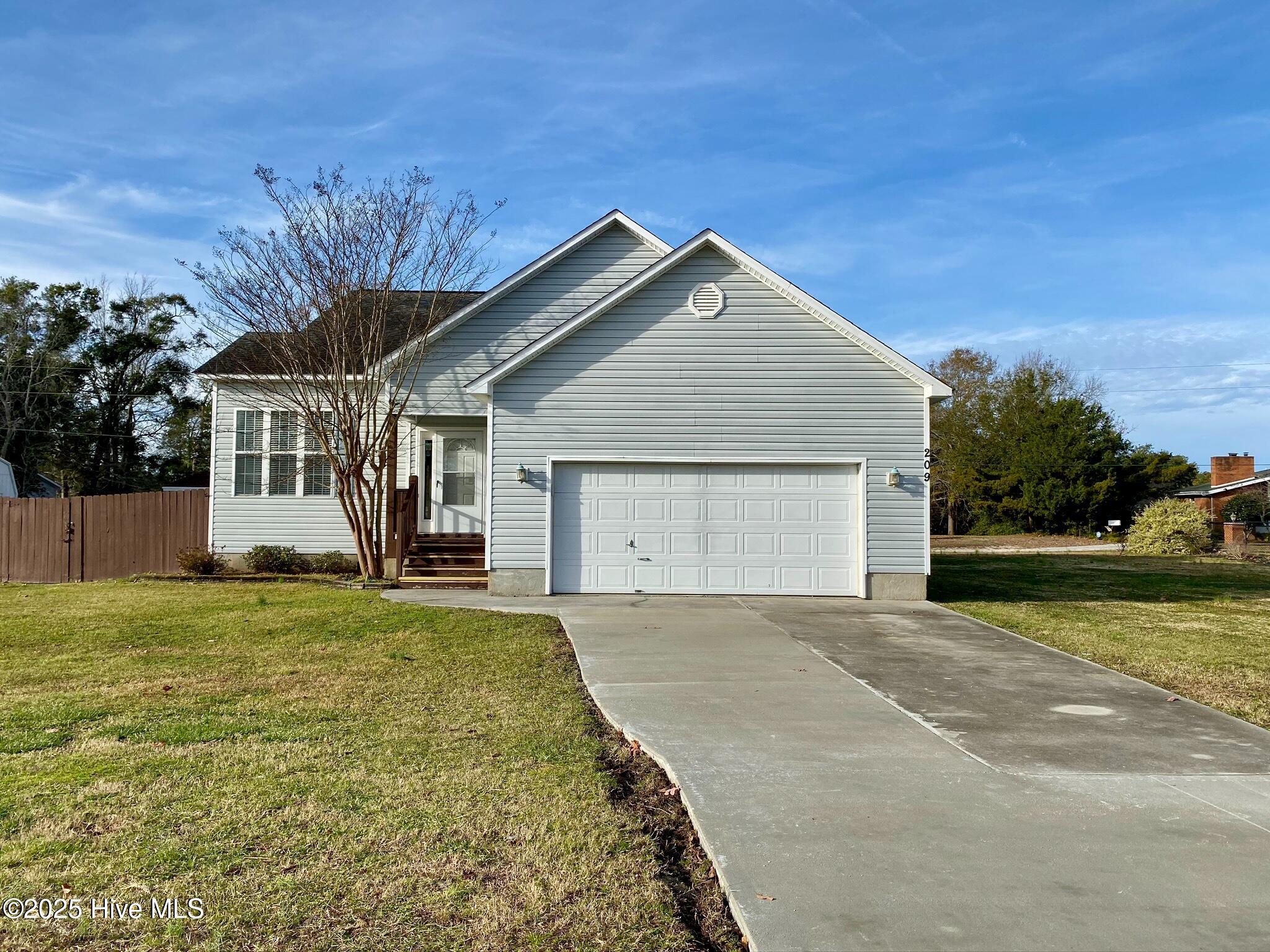 209 Oyster Lane Property Photo 1