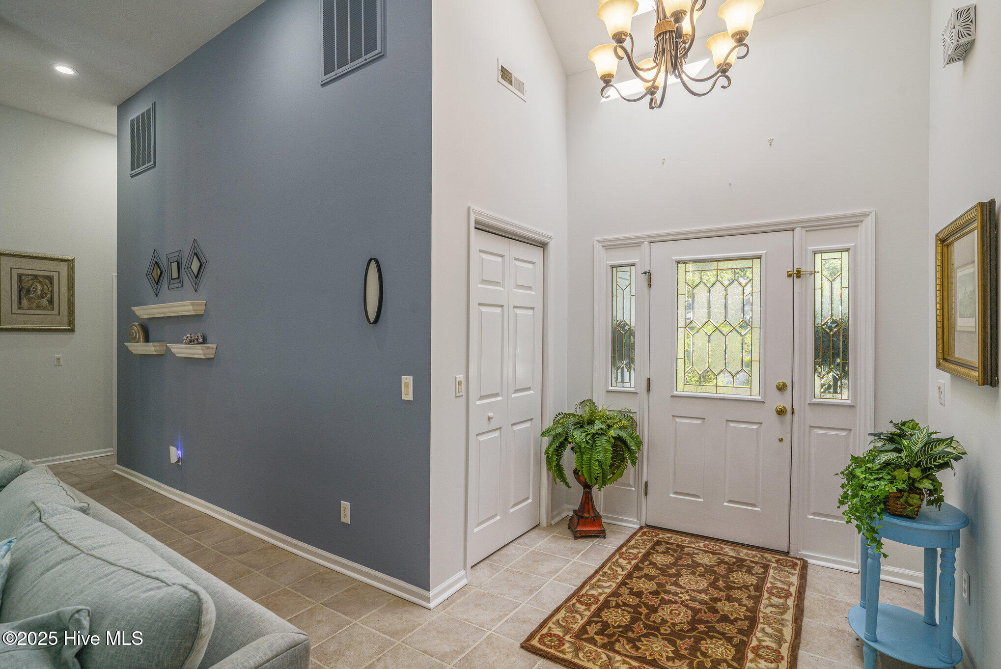 4956 Dory Court Property Photo 6