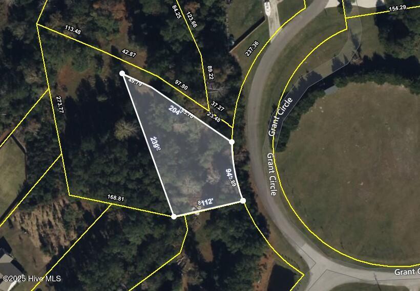 4 Grant Circle Property Photo 1