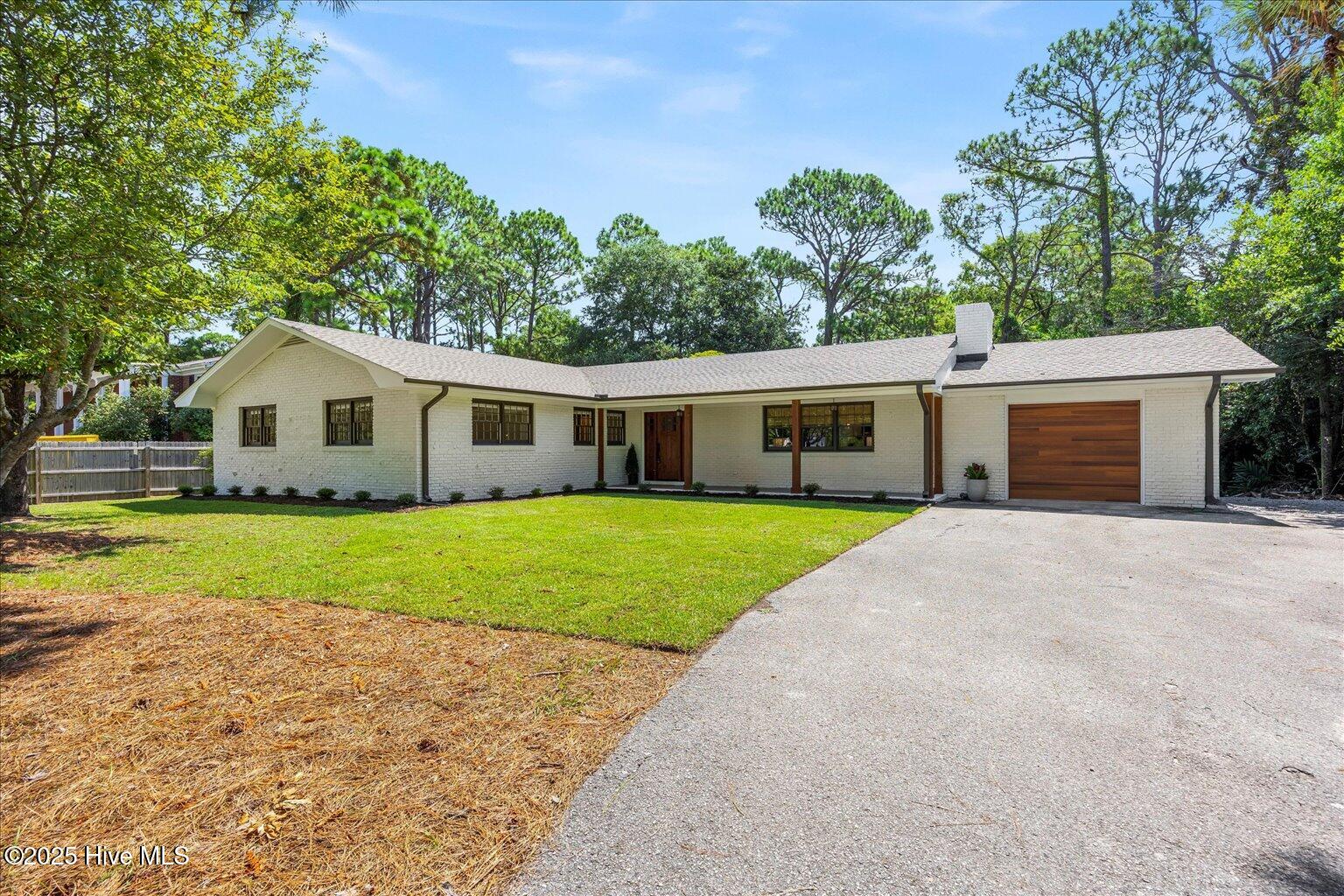 5010 College Acres Drive Property Photo 1