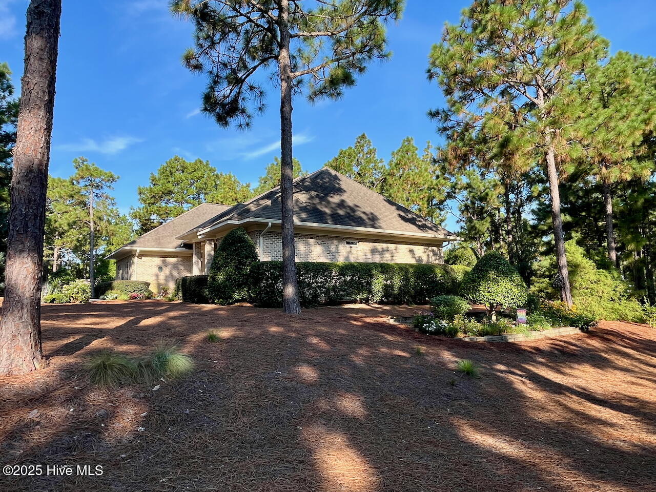1 Interlachon Lane Property Photo 6