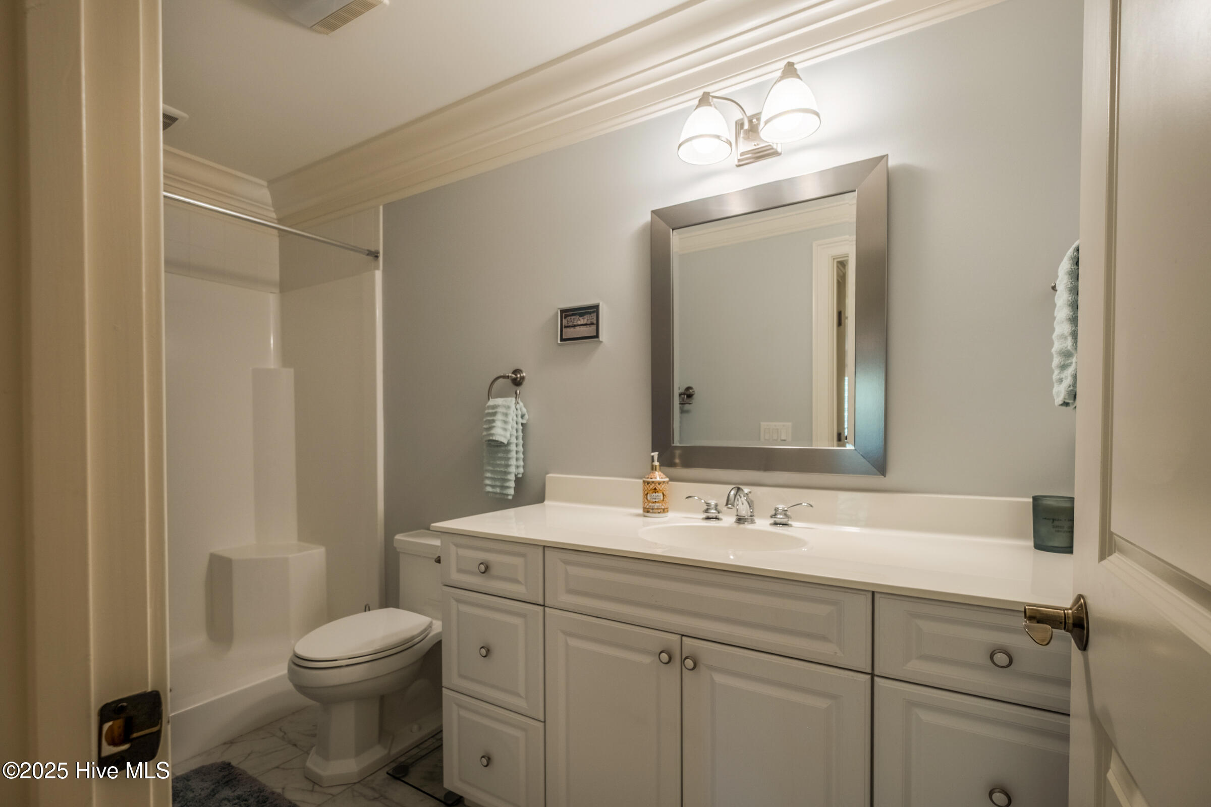 1 Interlachon Lane Property Photo 32