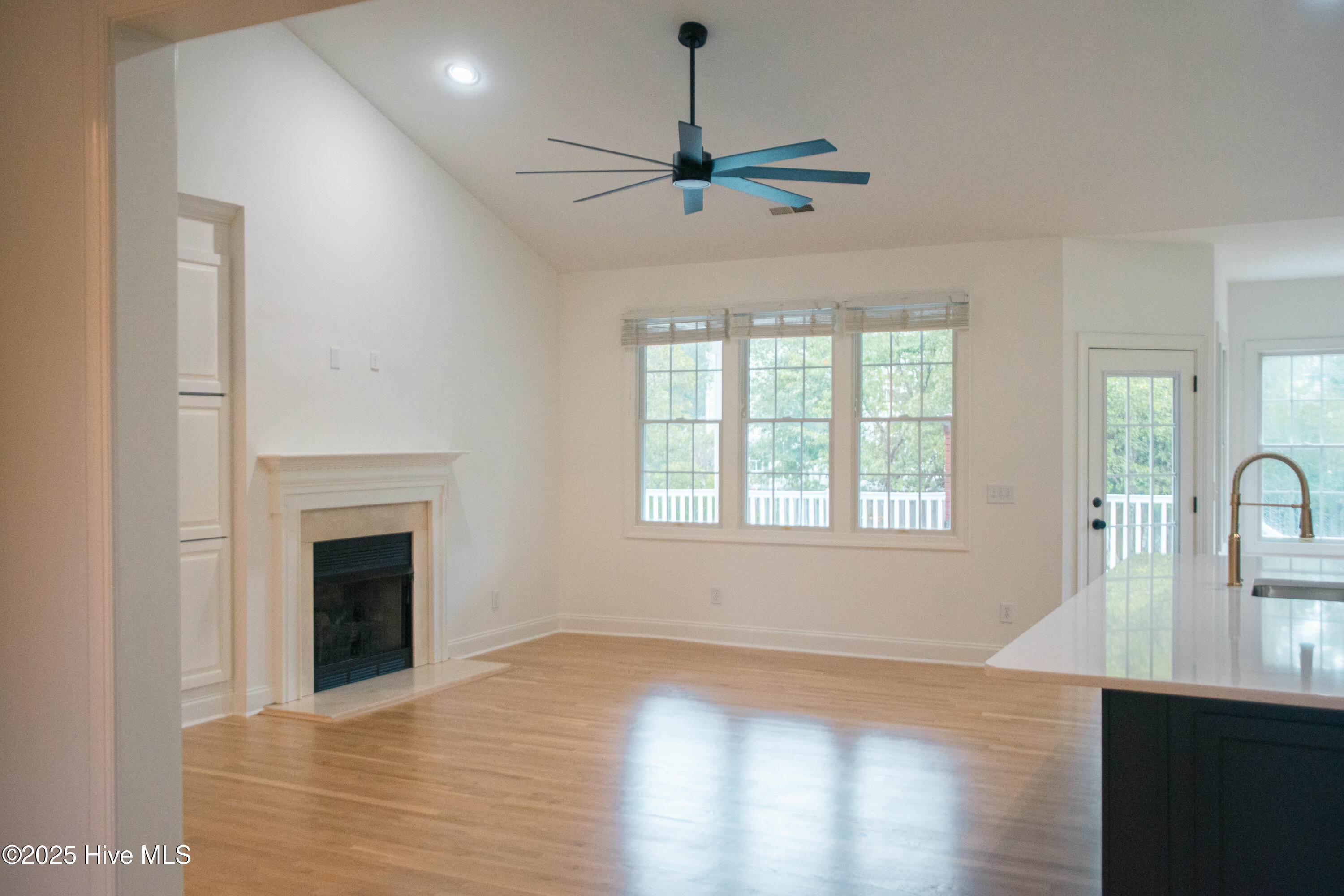 905 Upper Reach Drive Property Photo 16