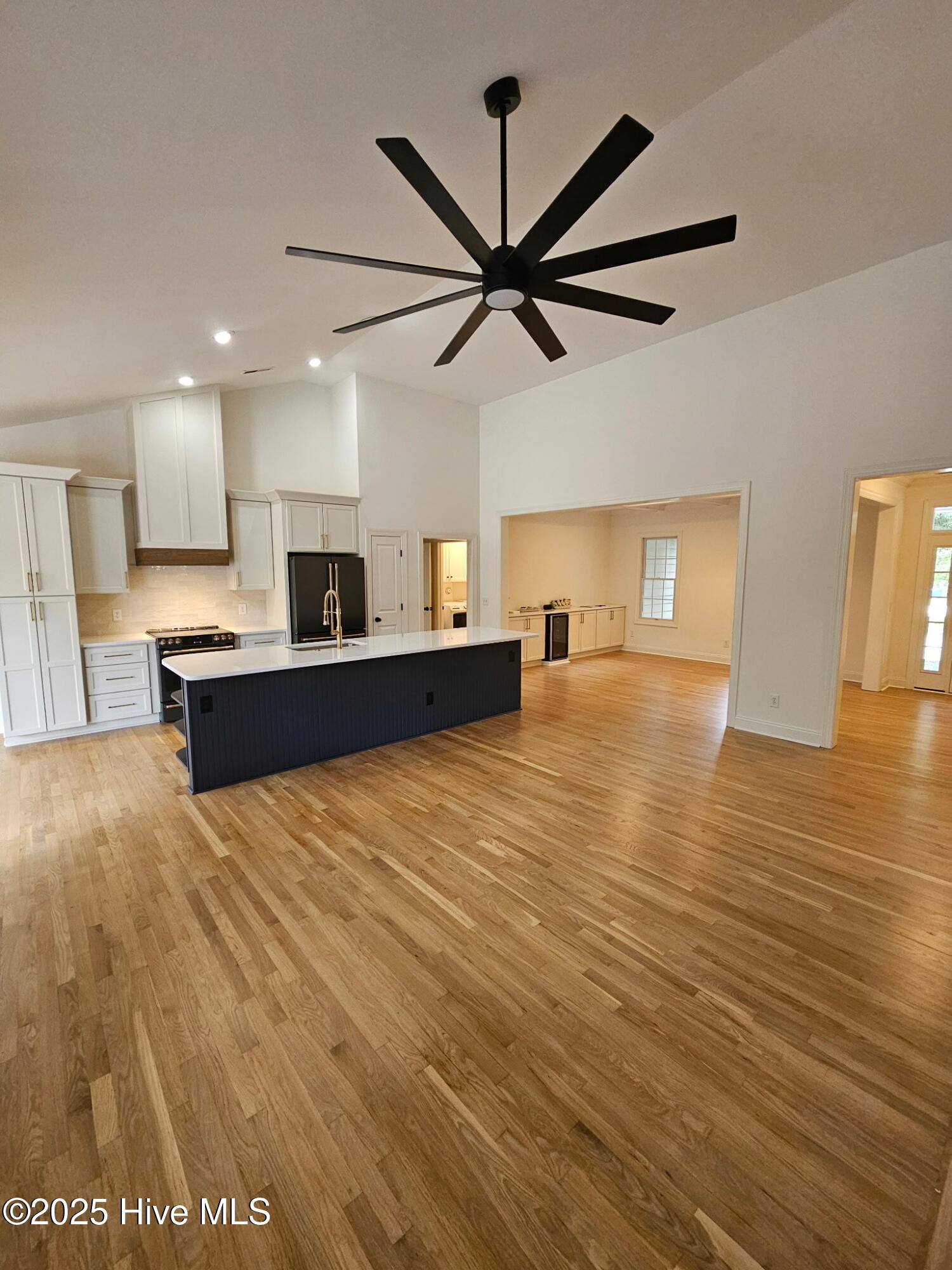 905 Upper Reach Drive Property Photo 17