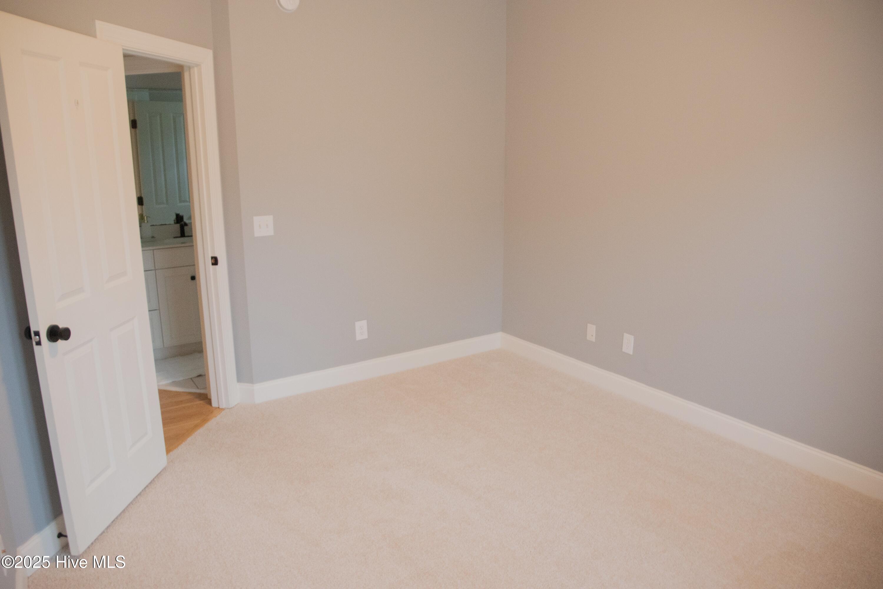 905 Upper Reach Drive Property Photo 22